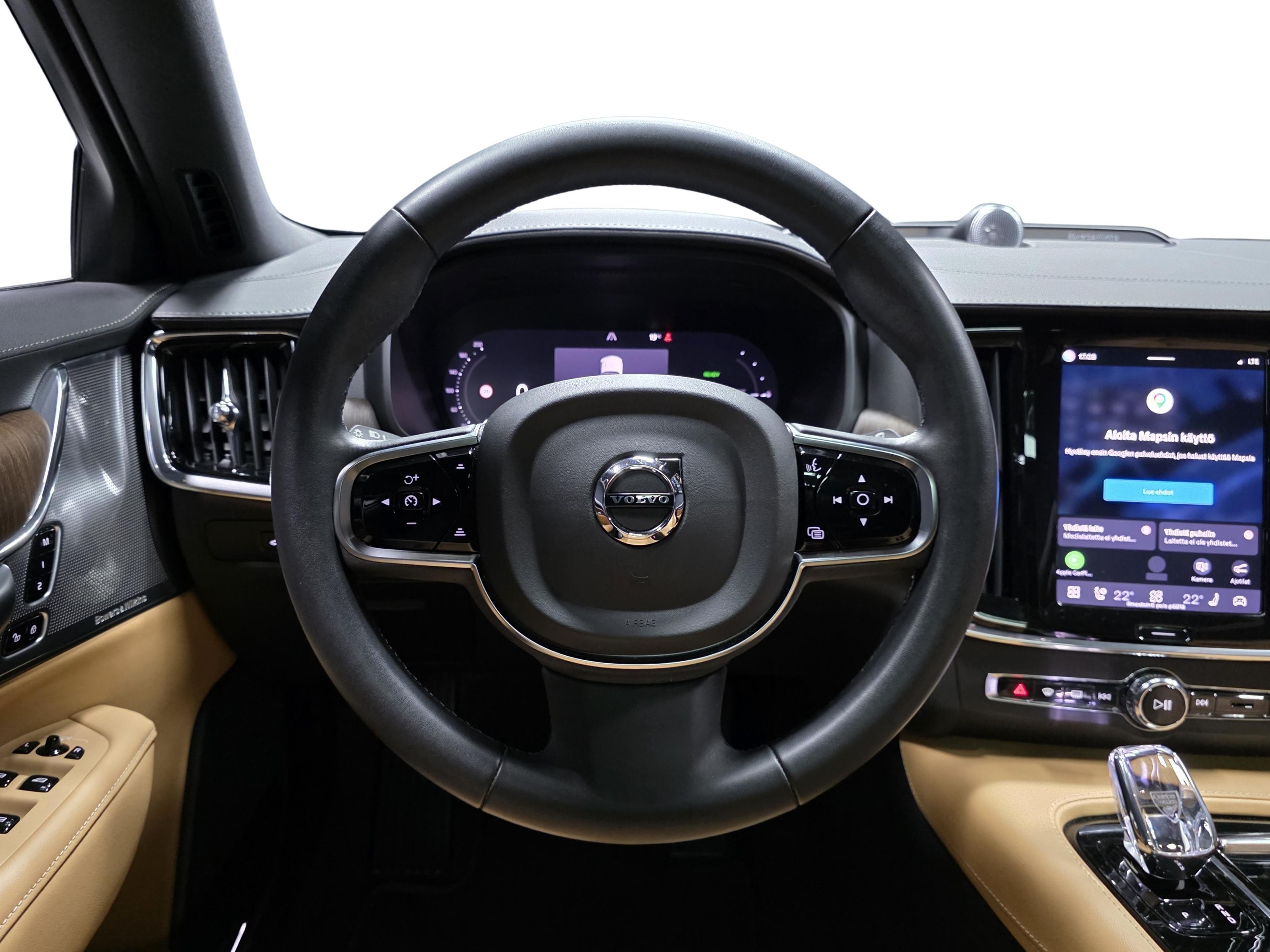 Volvo V90 10