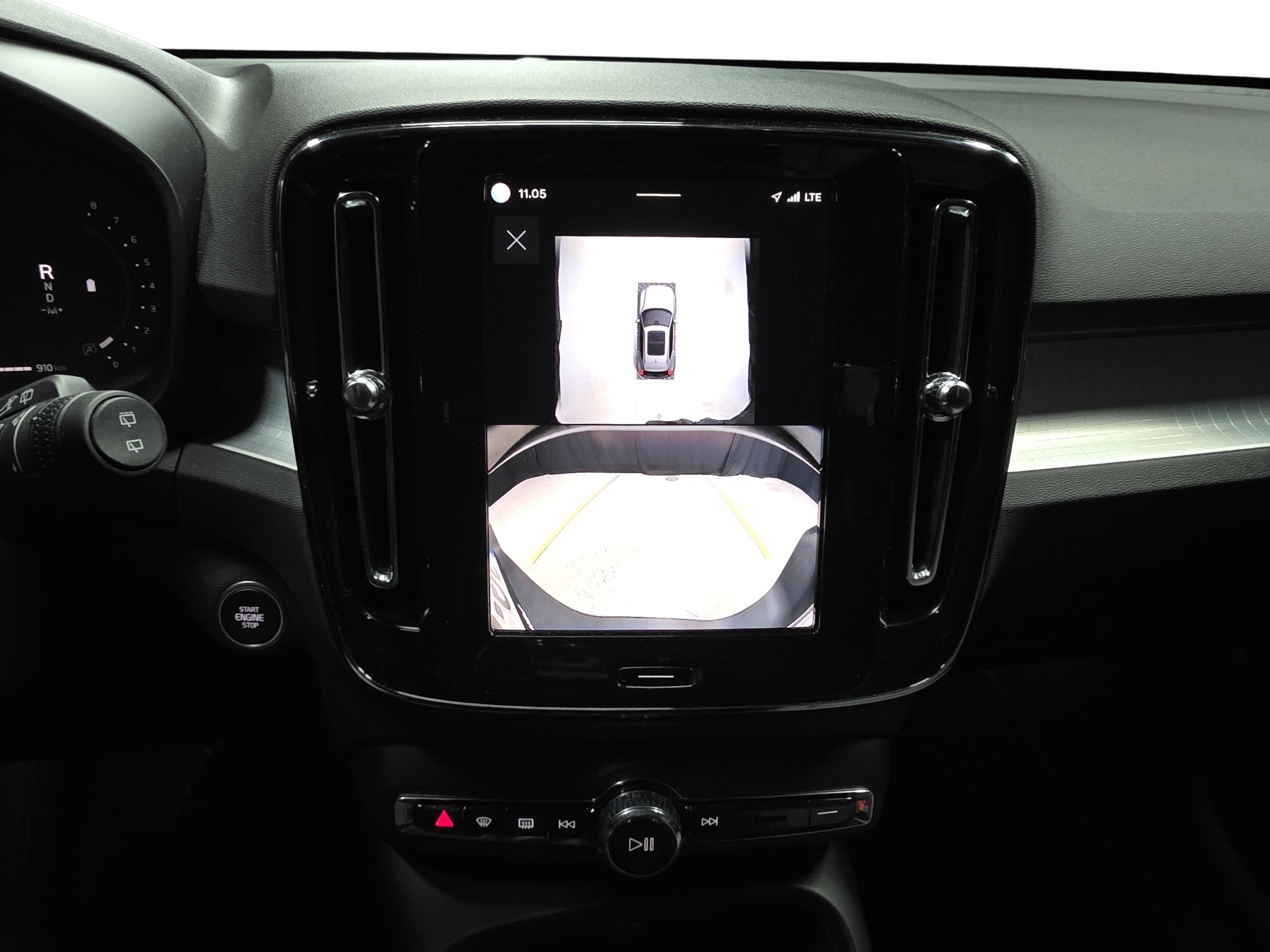 Volvo XC40 14