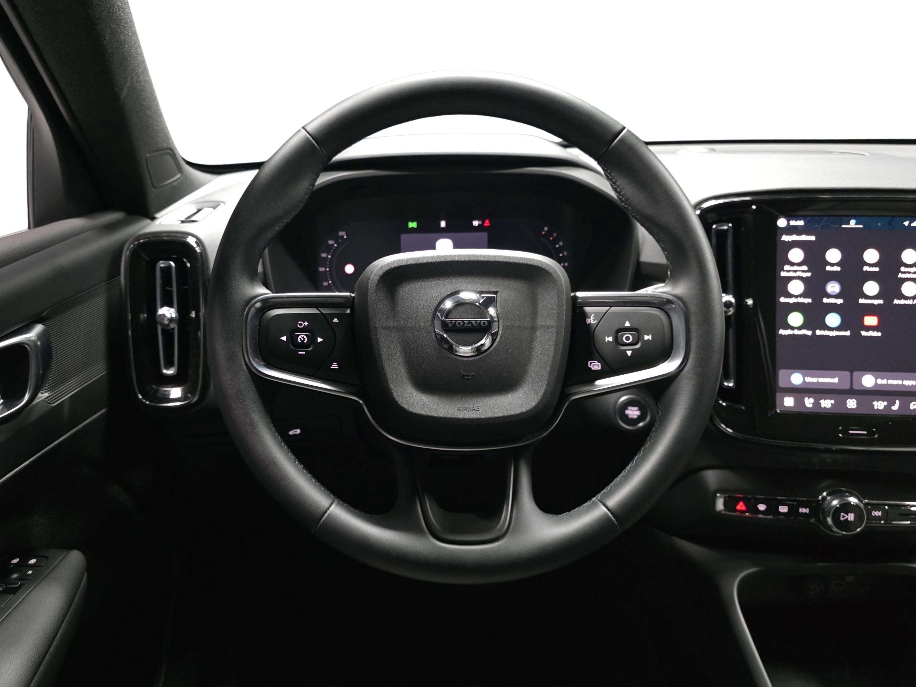 Volvo XC40 10