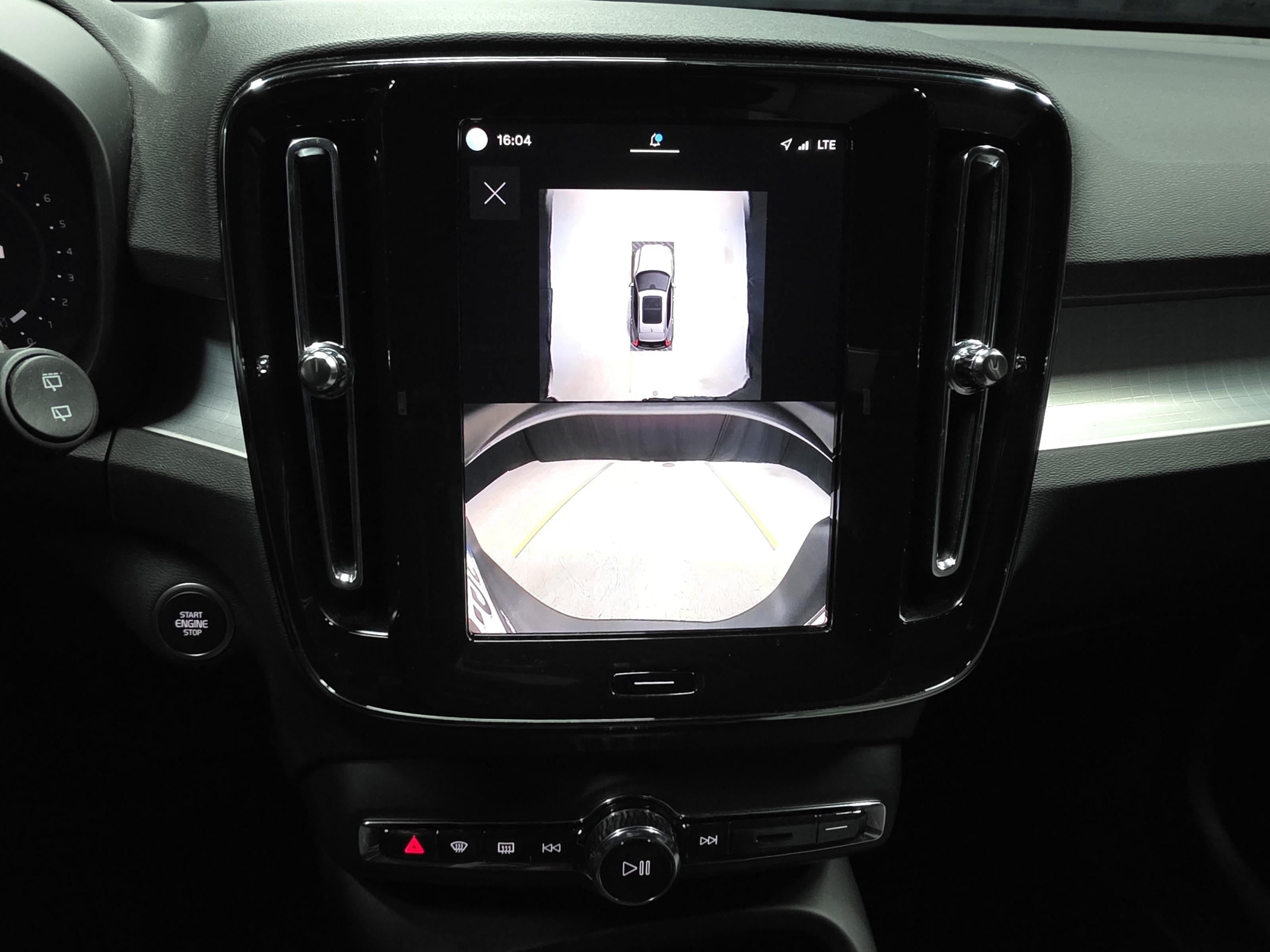 Volvo XC40 14