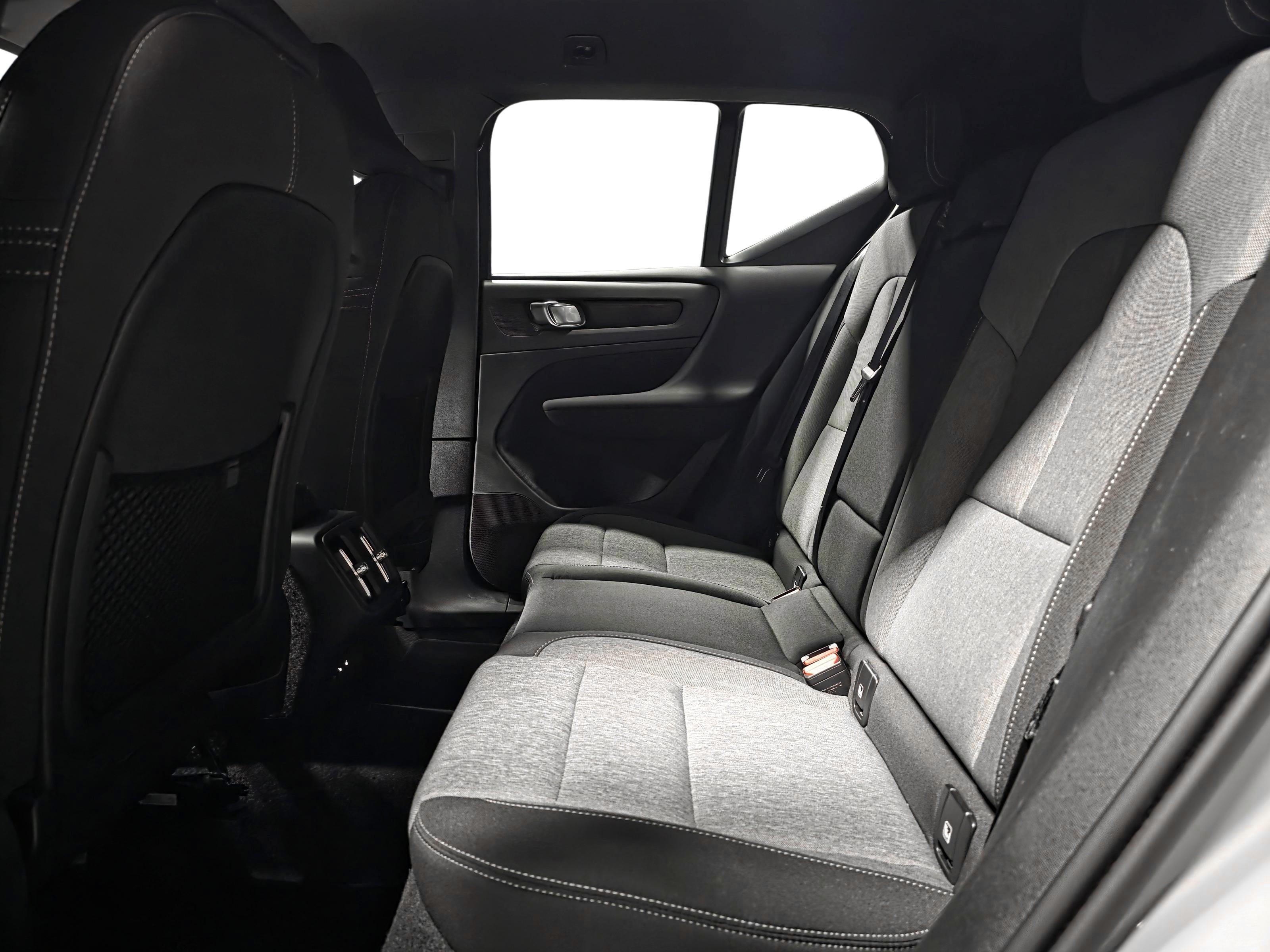 Volvo XC40 9