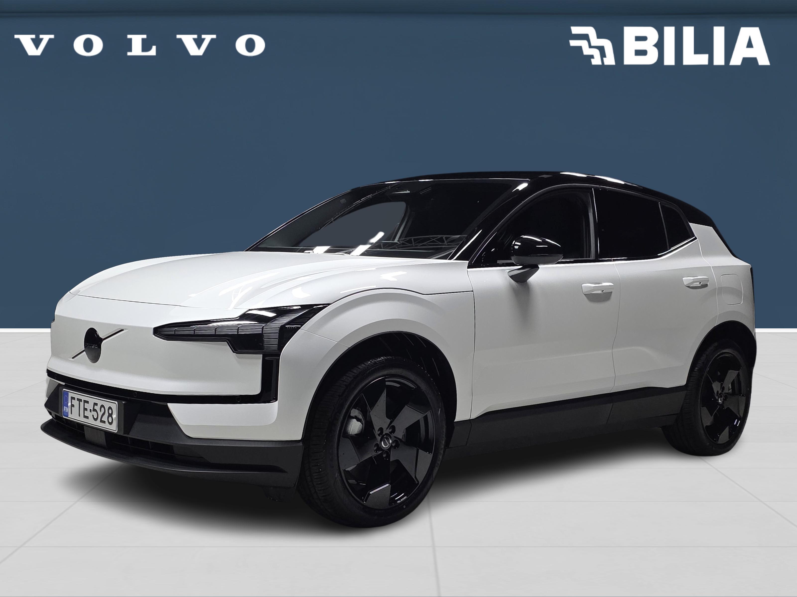 Volvo EX30 1