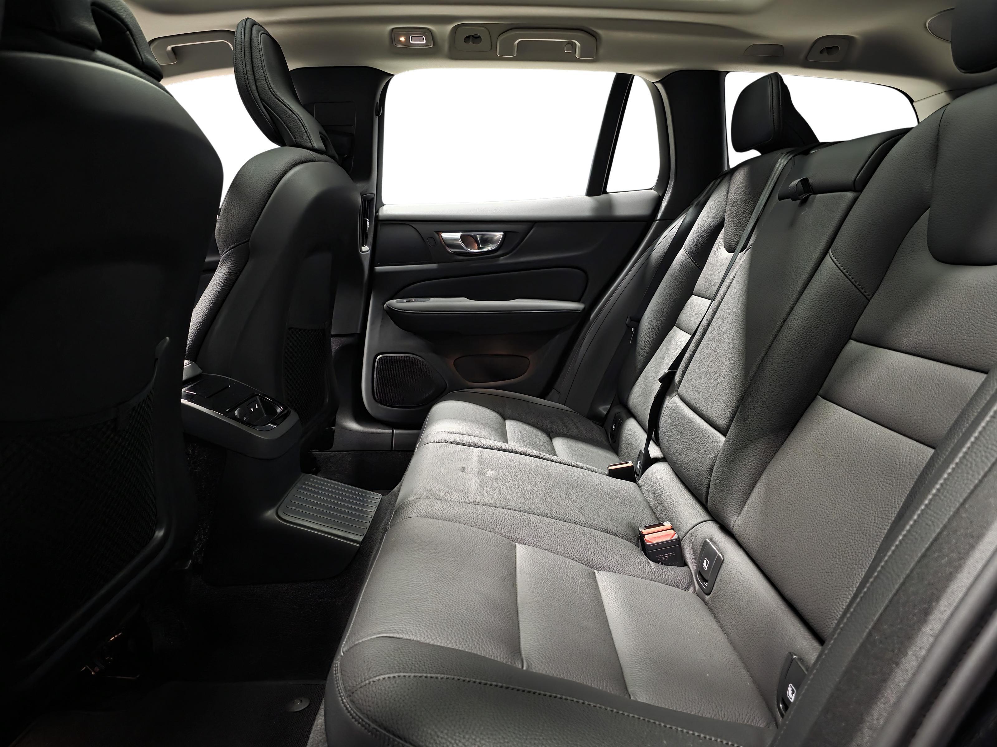 Volvo V60 9