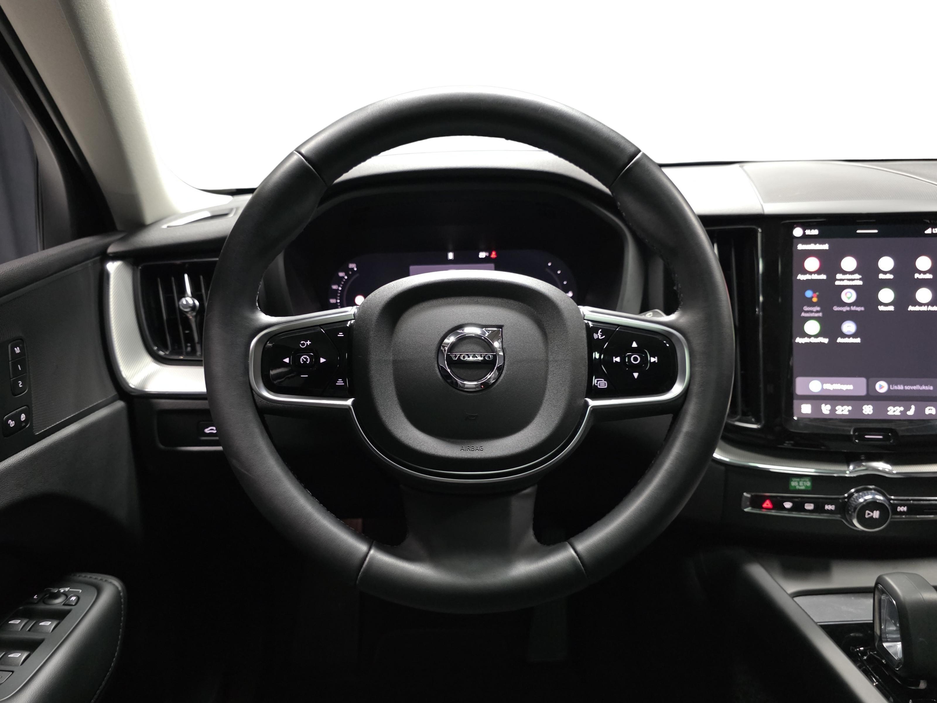 Volvo XC60 10