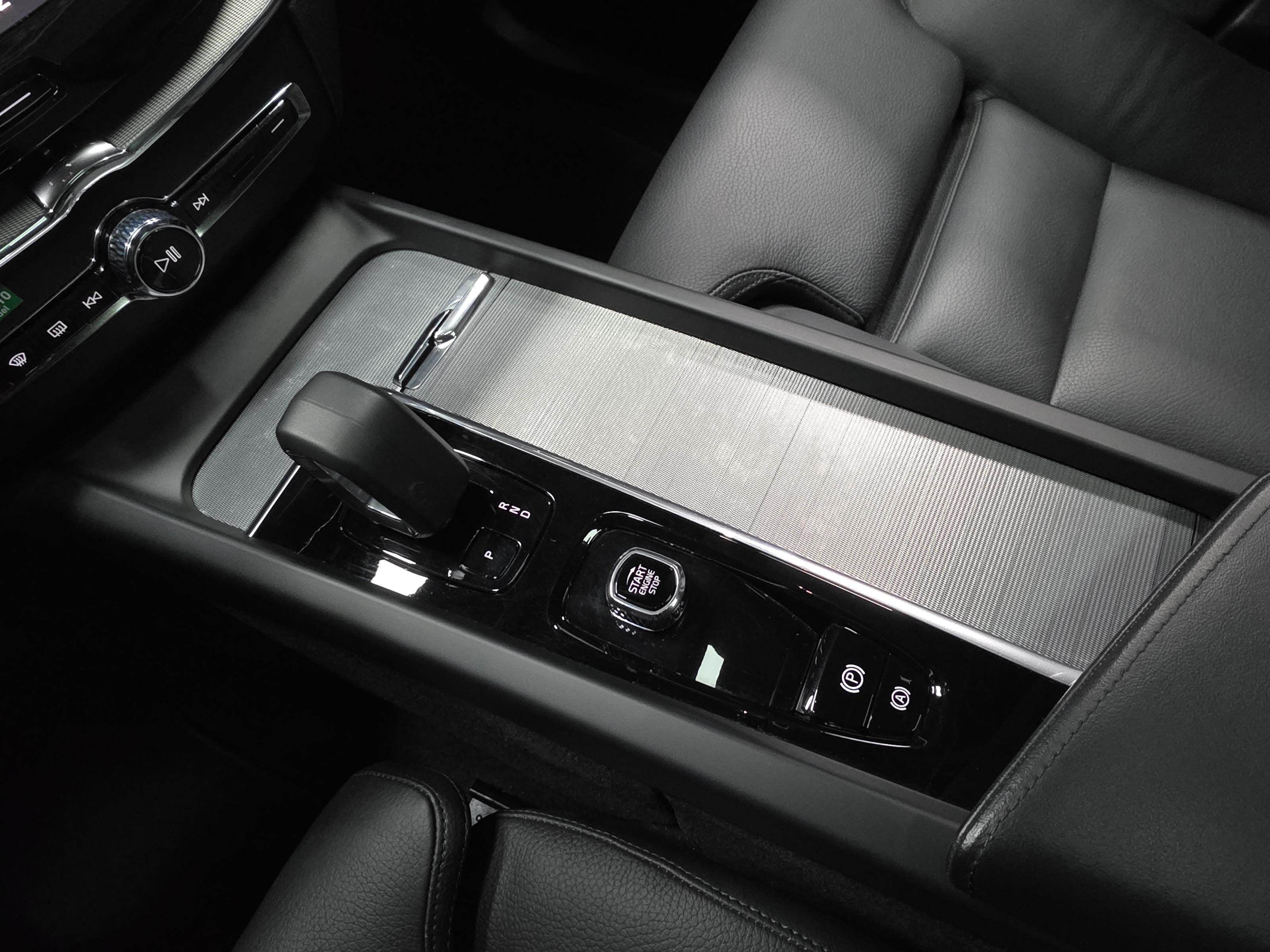 Volvo XC60 14