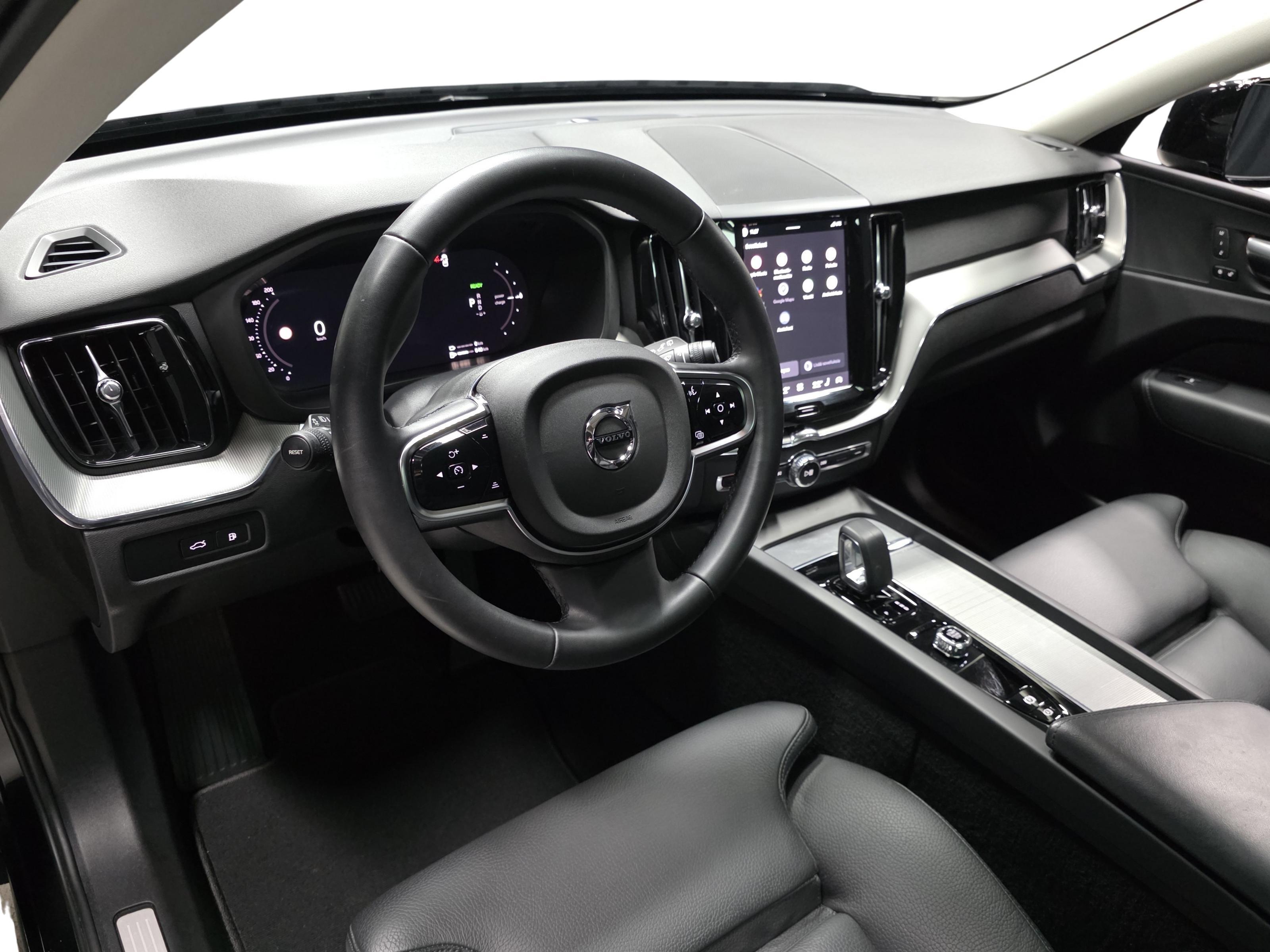 Volvo XC60 8
