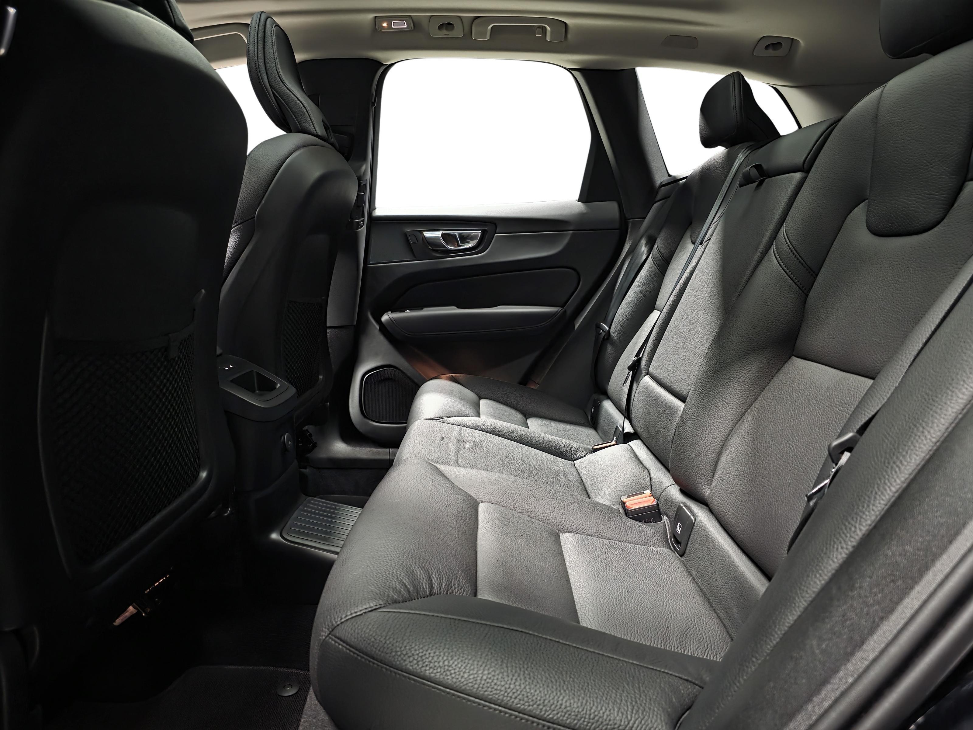 Volvo XC60 9