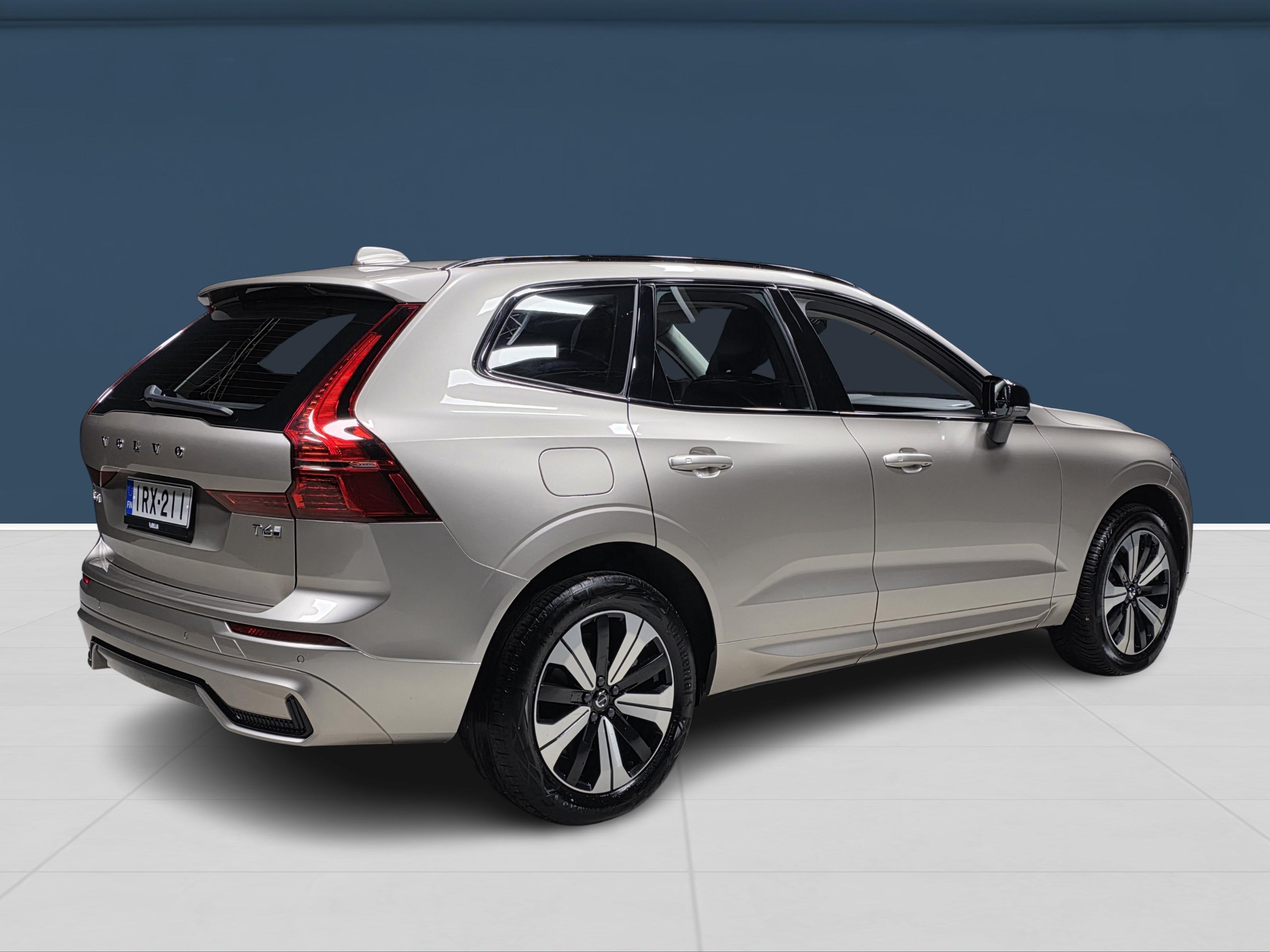 Volvo XC60 4