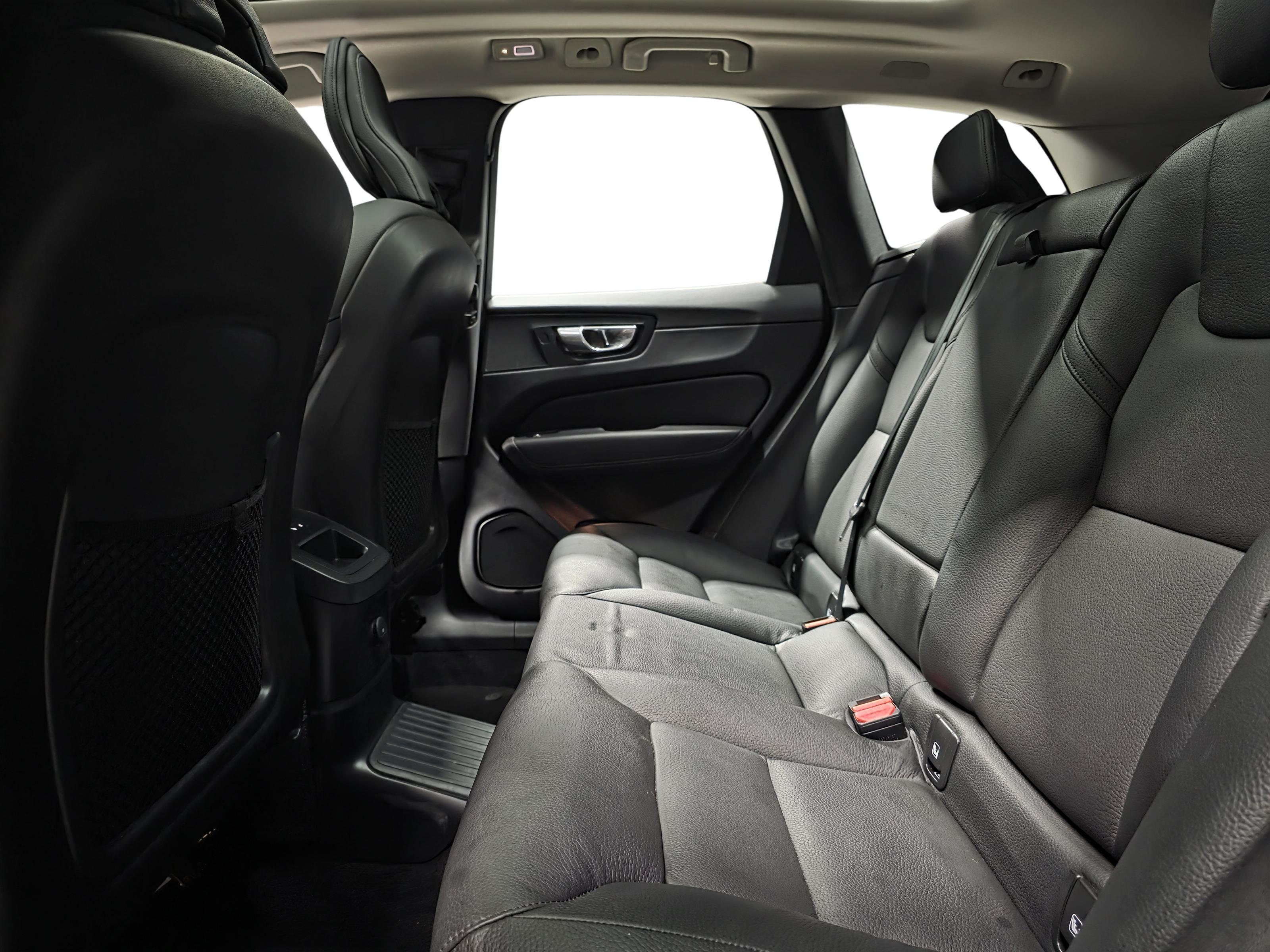 Volvo XC60 9