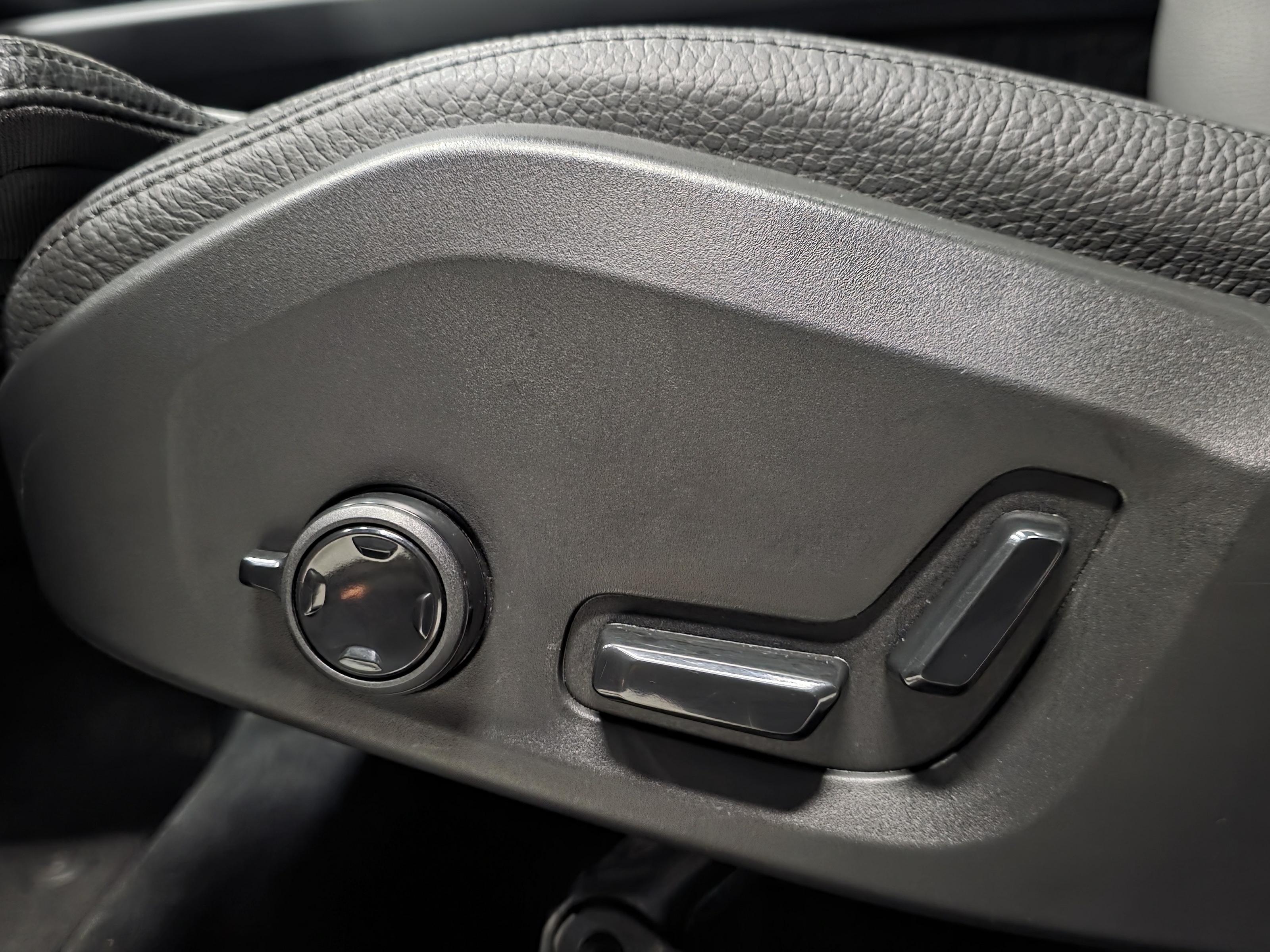 Volvo XC60 15