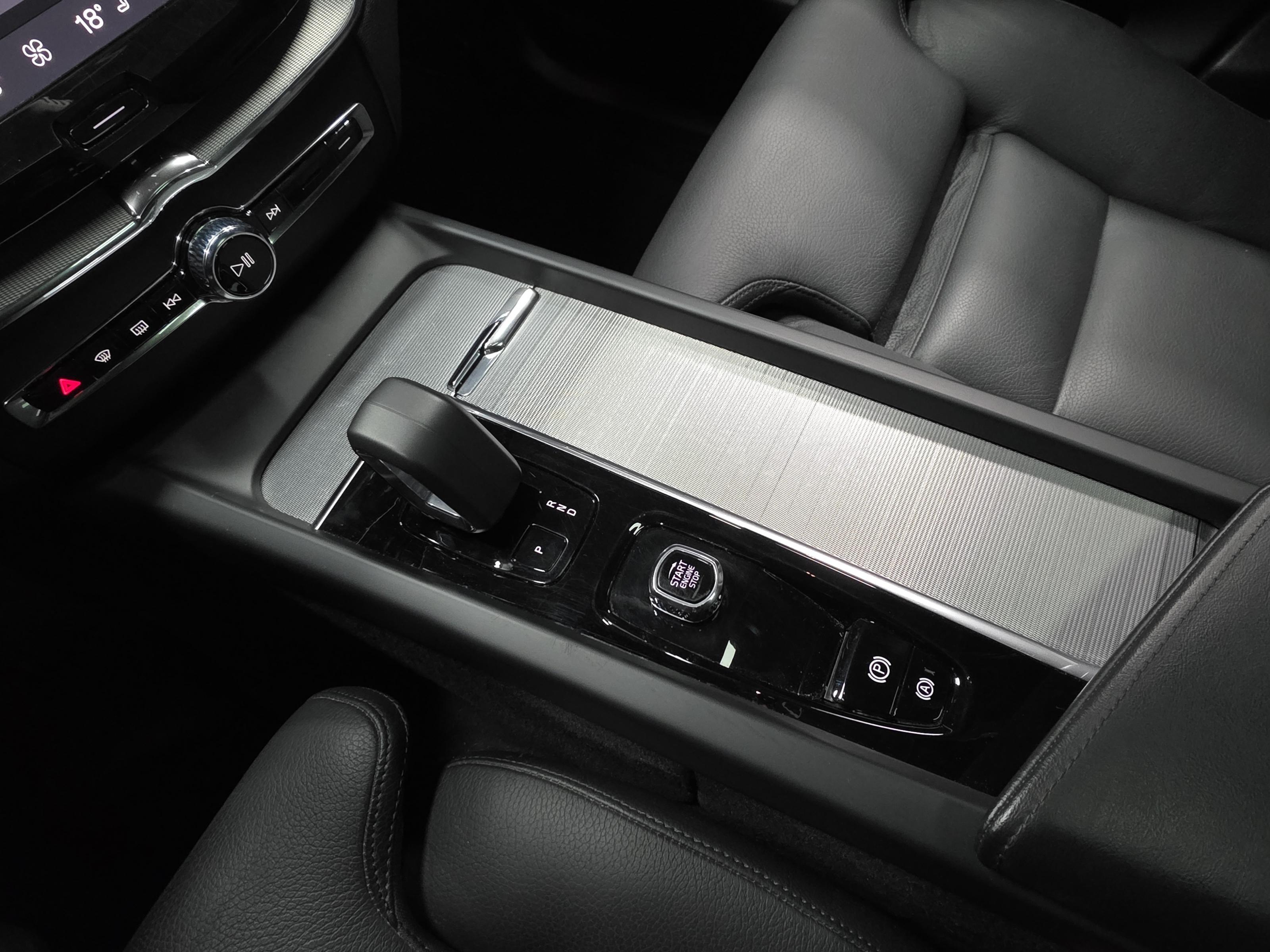 Volvo XC60 14
