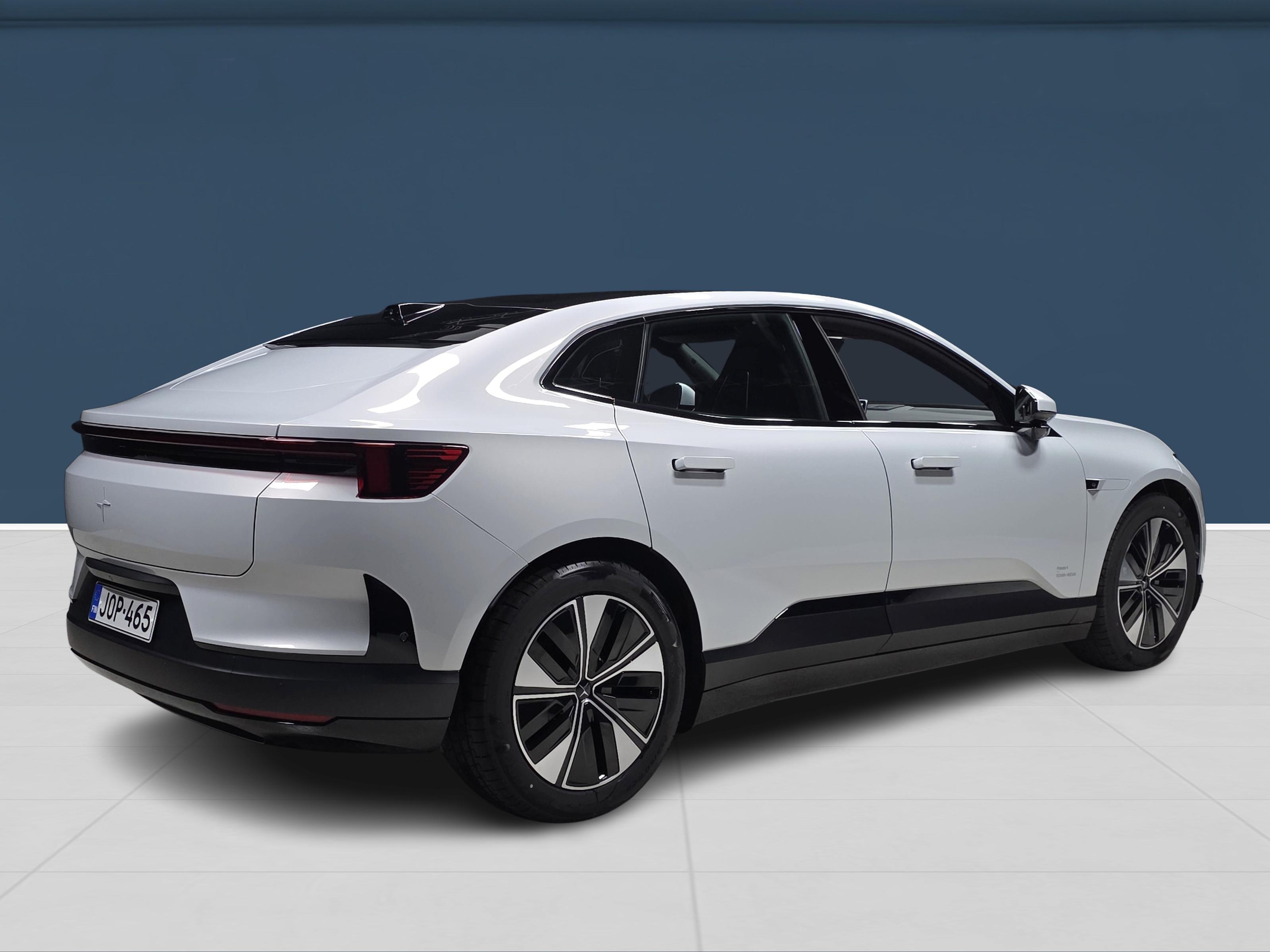 Polestar 4 4