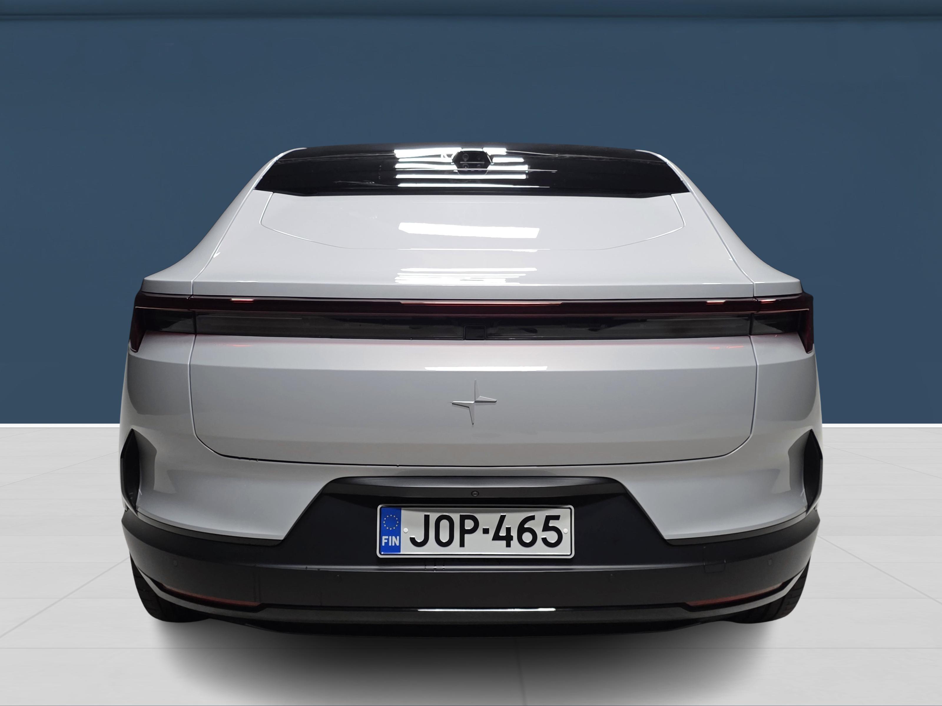 Polestar 4 5