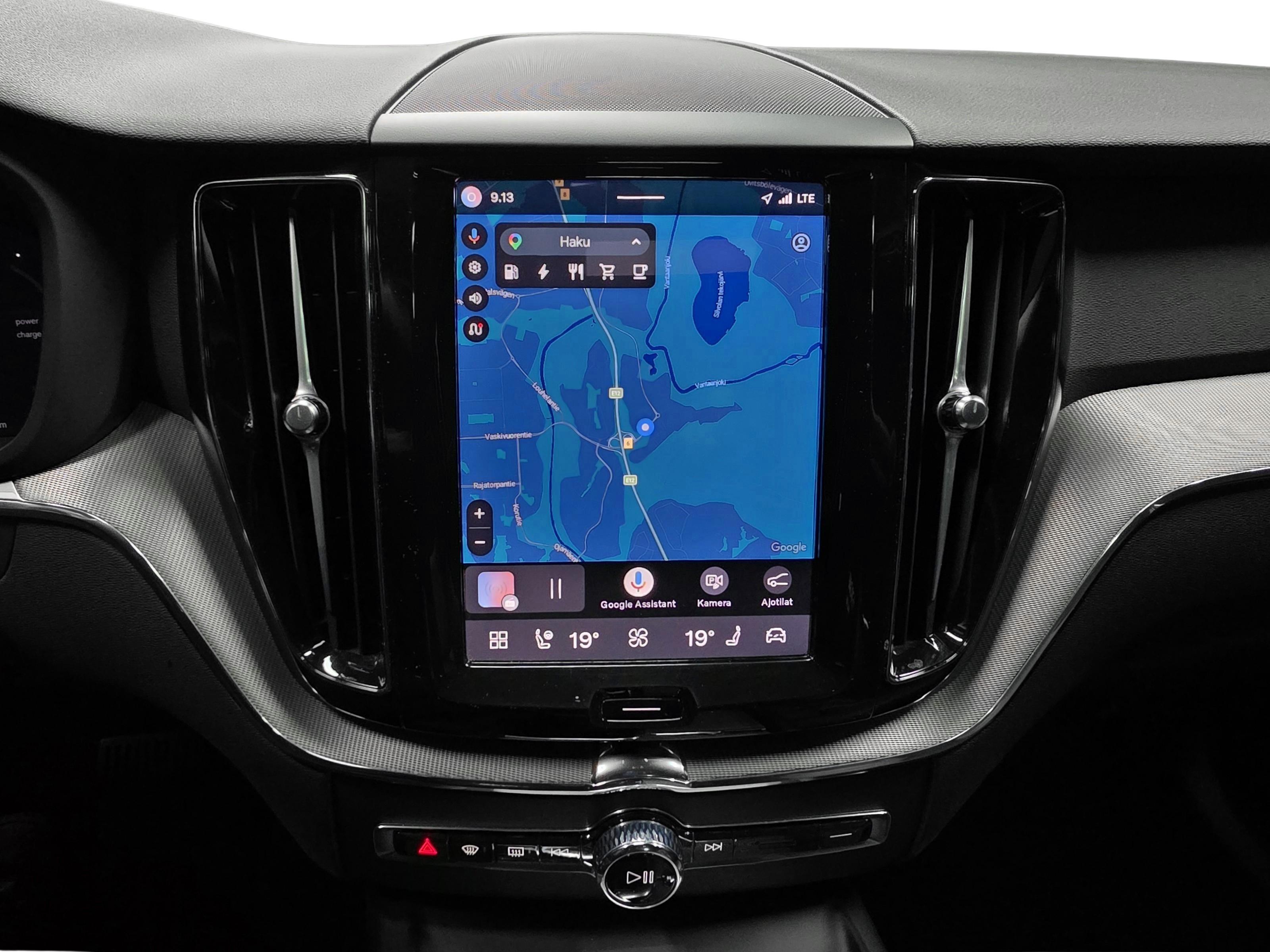 Volvo XC60 13