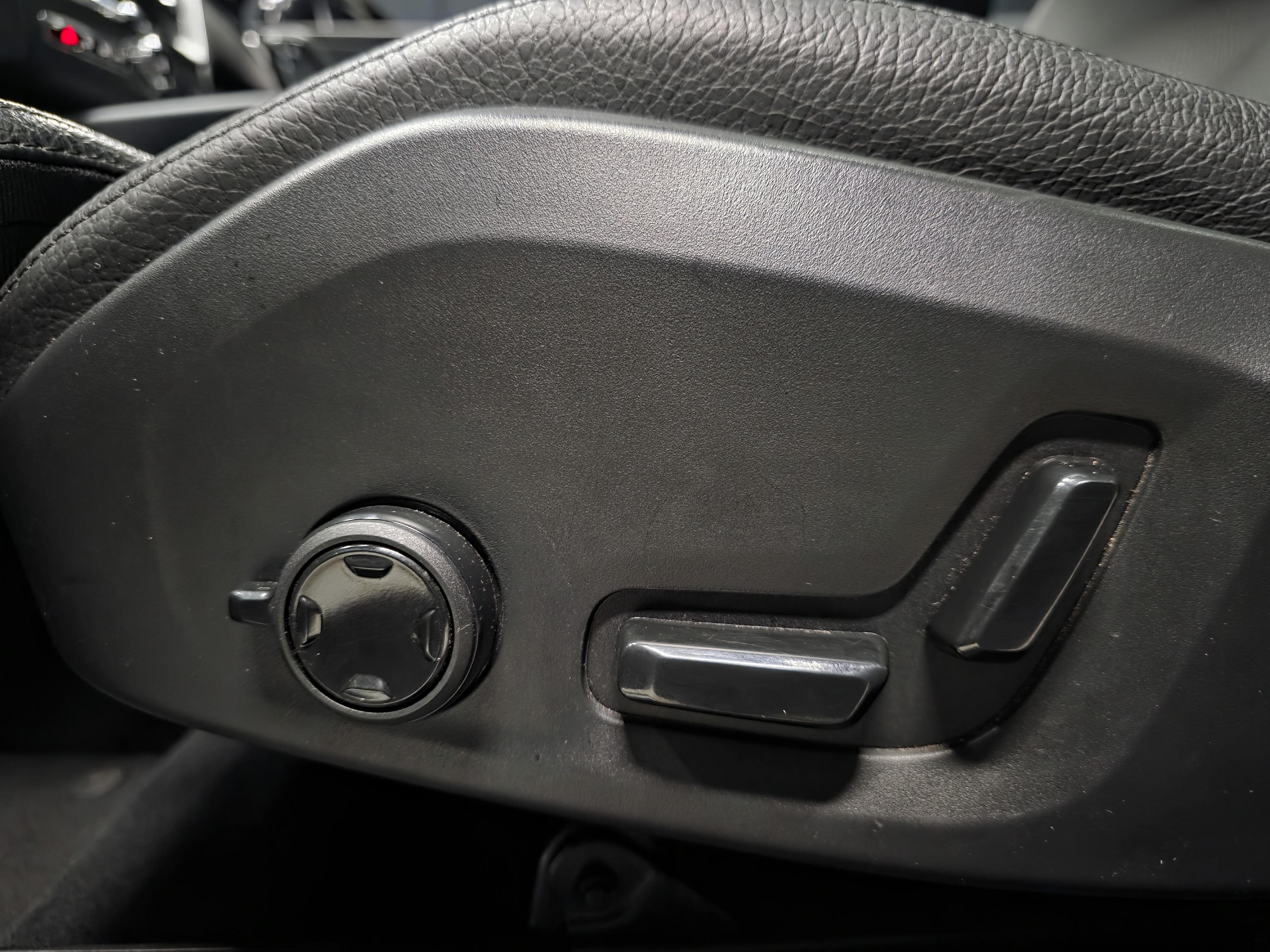Volvo XC60 16