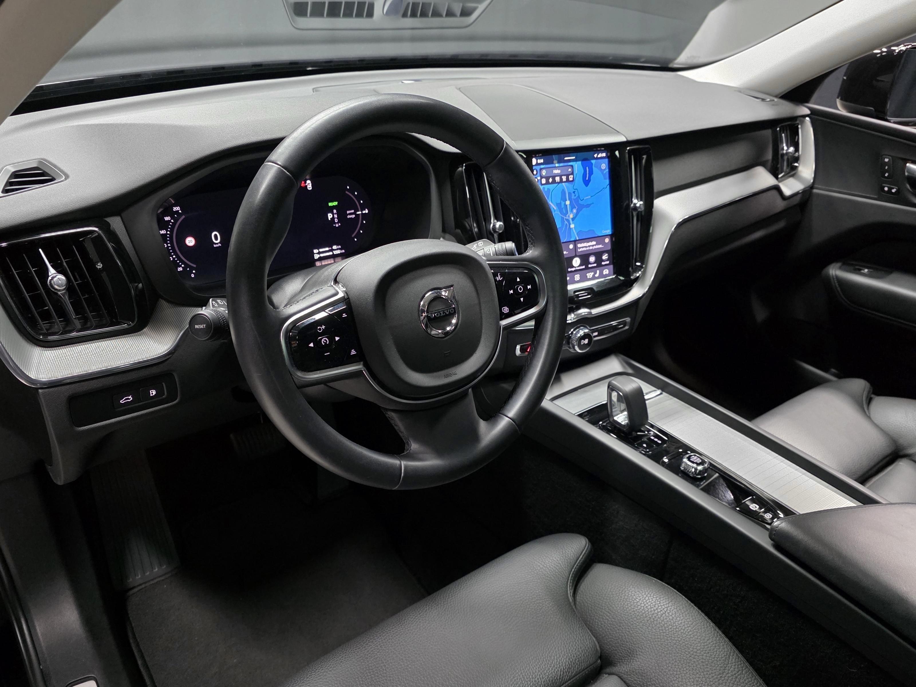 Volvo XC60 8