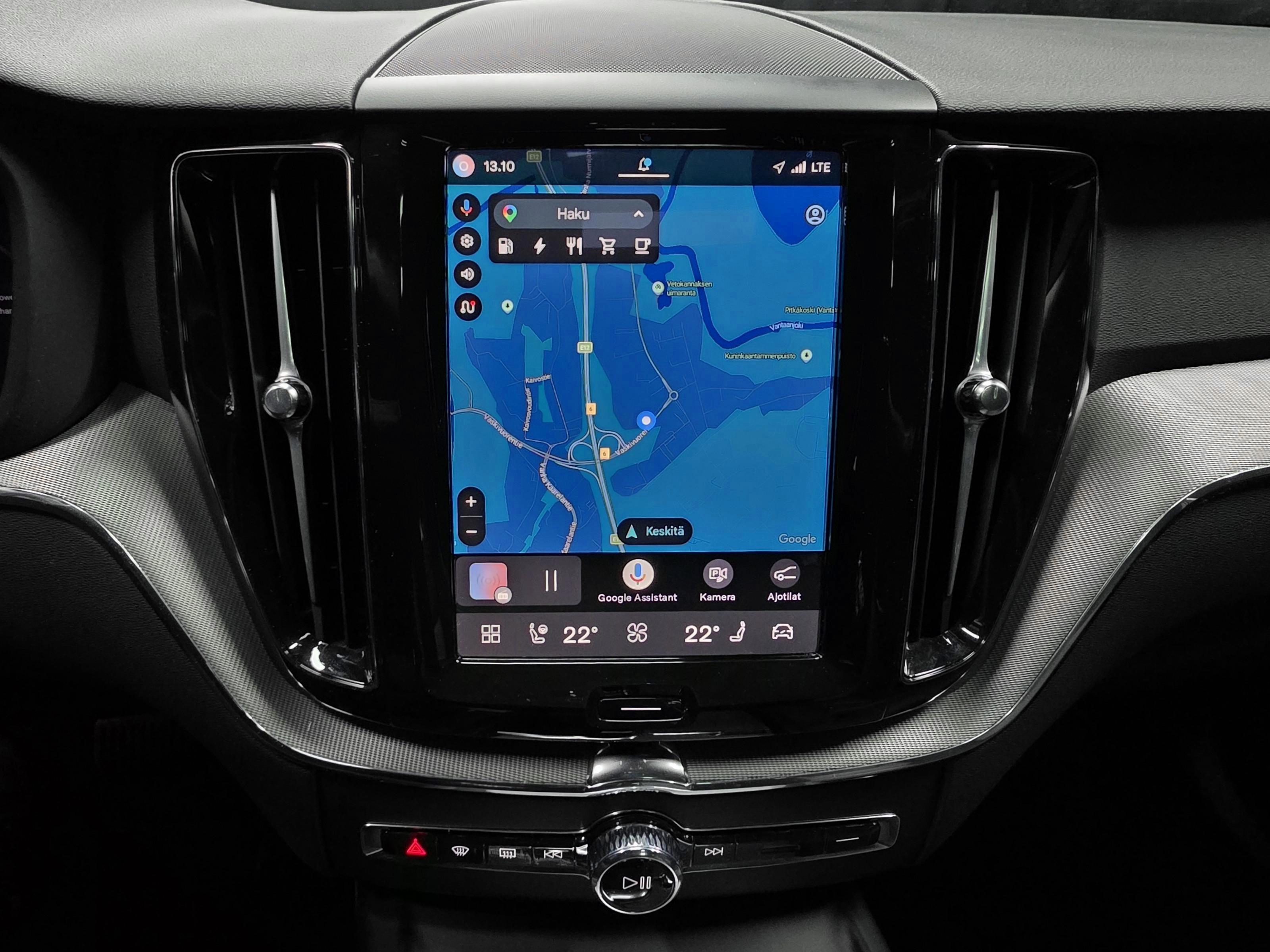 Volvo XC60 13