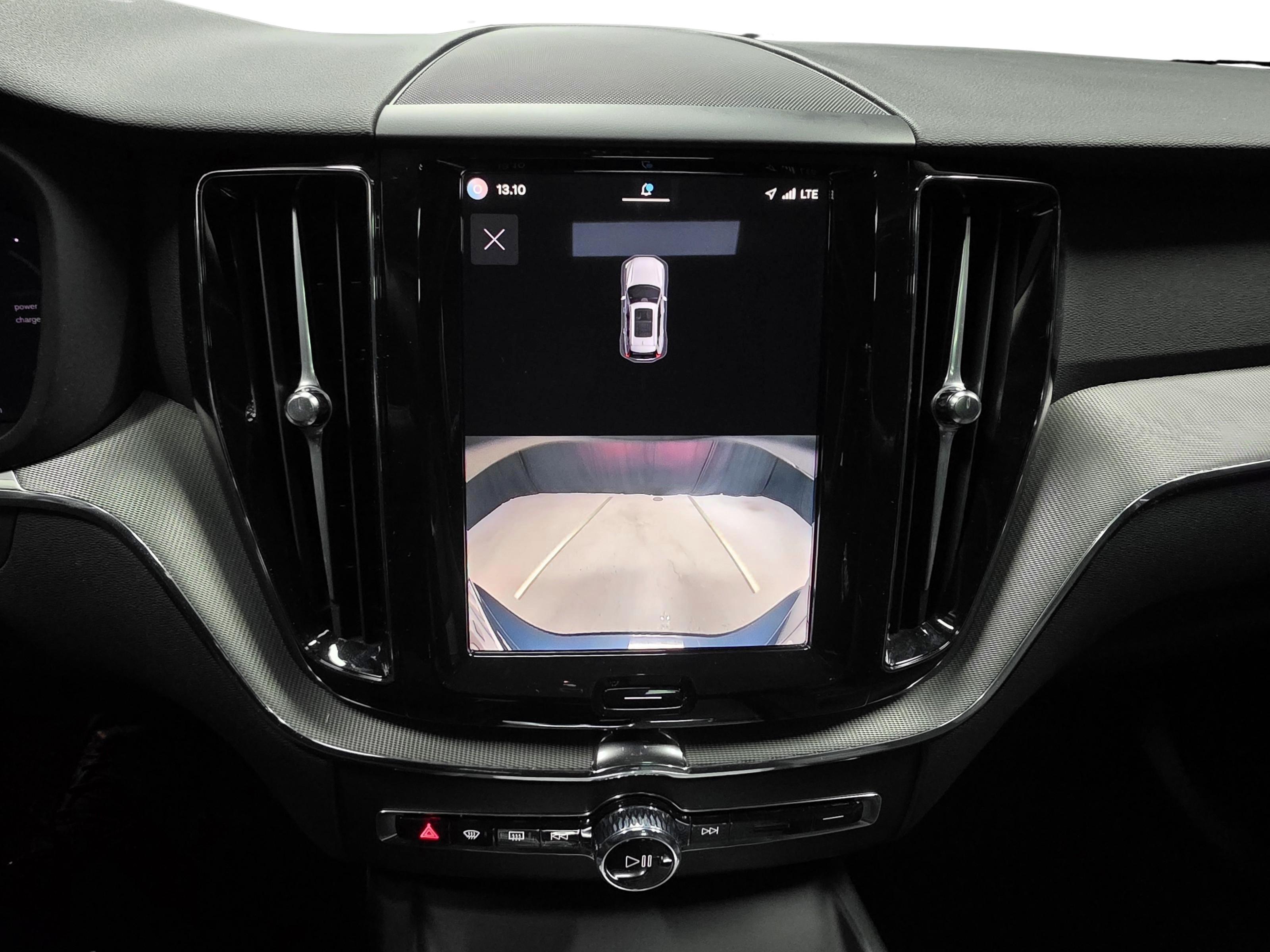 Volvo XC60 14