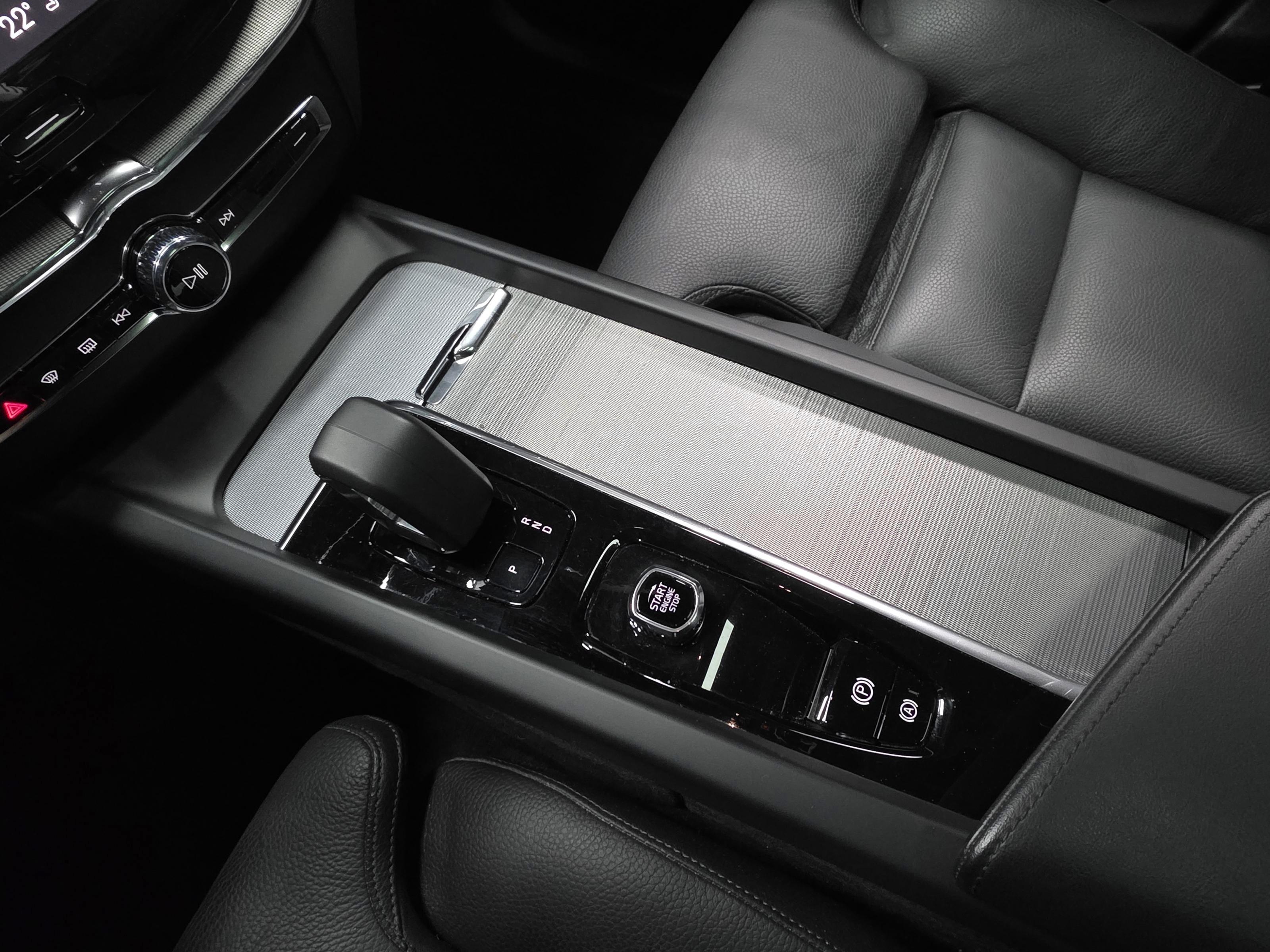 Volvo XC60 15