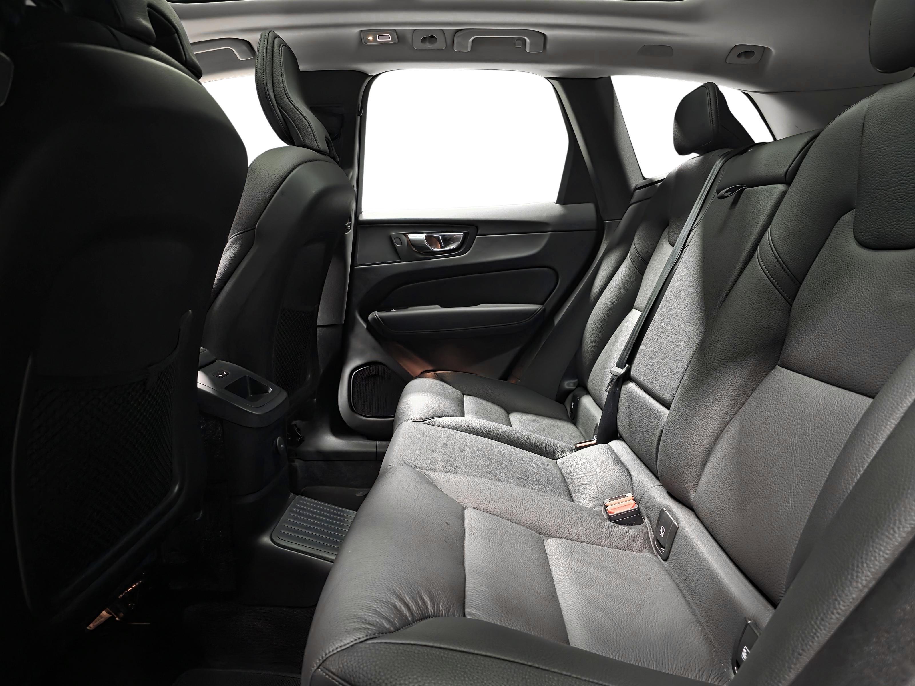 Volvo XC60 9
