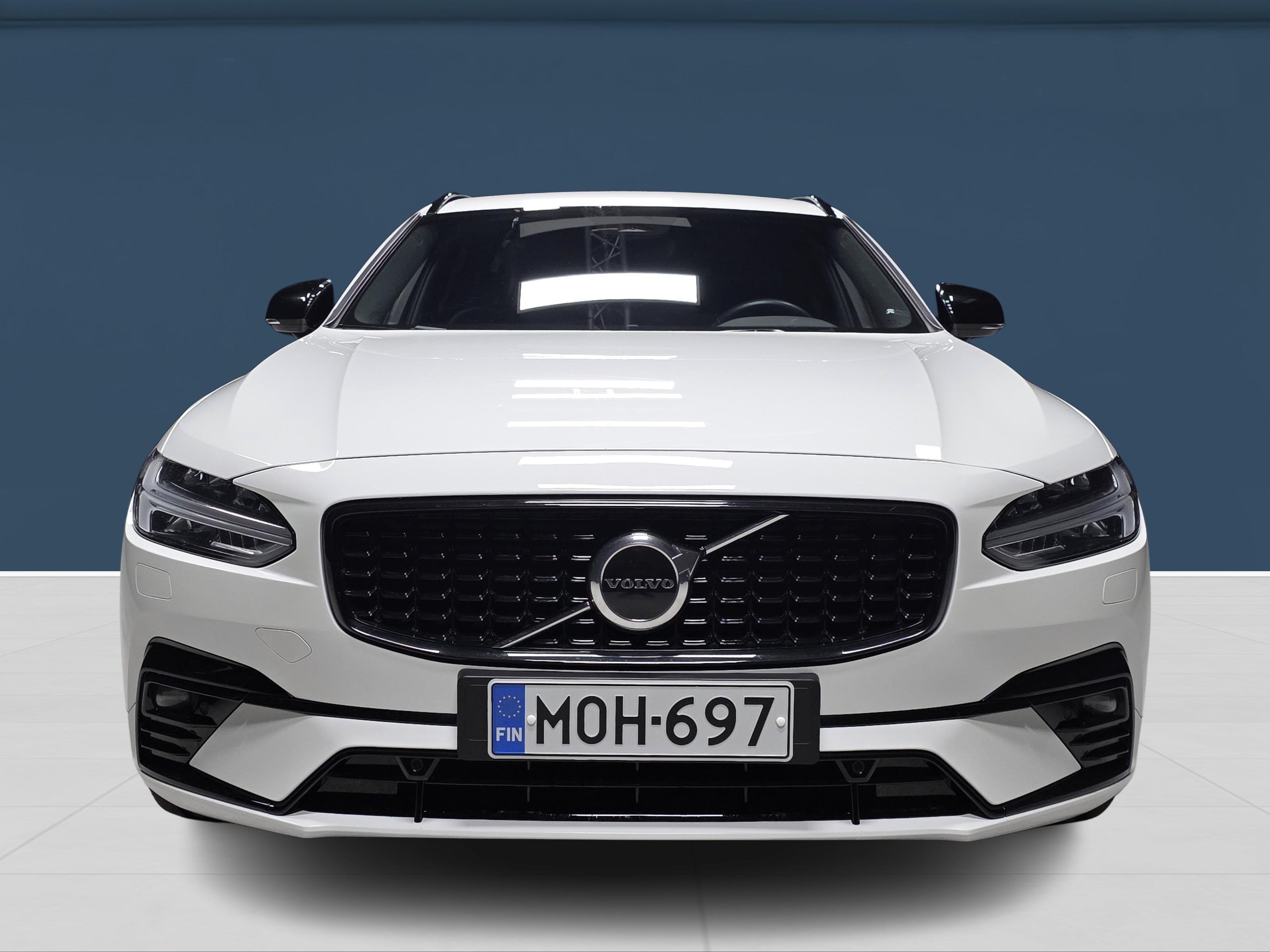 Volvo V90 2