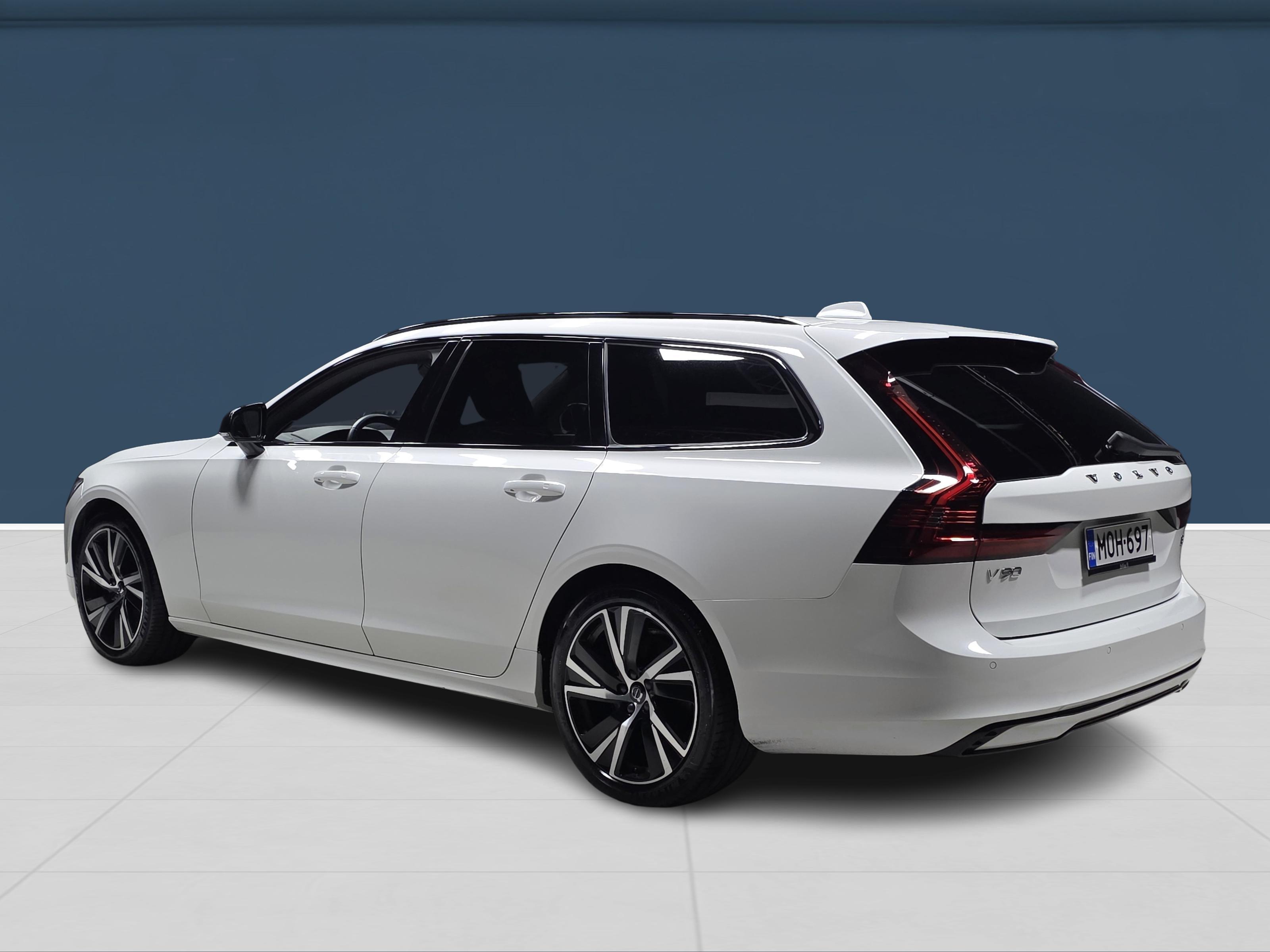 Volvo V90 6
