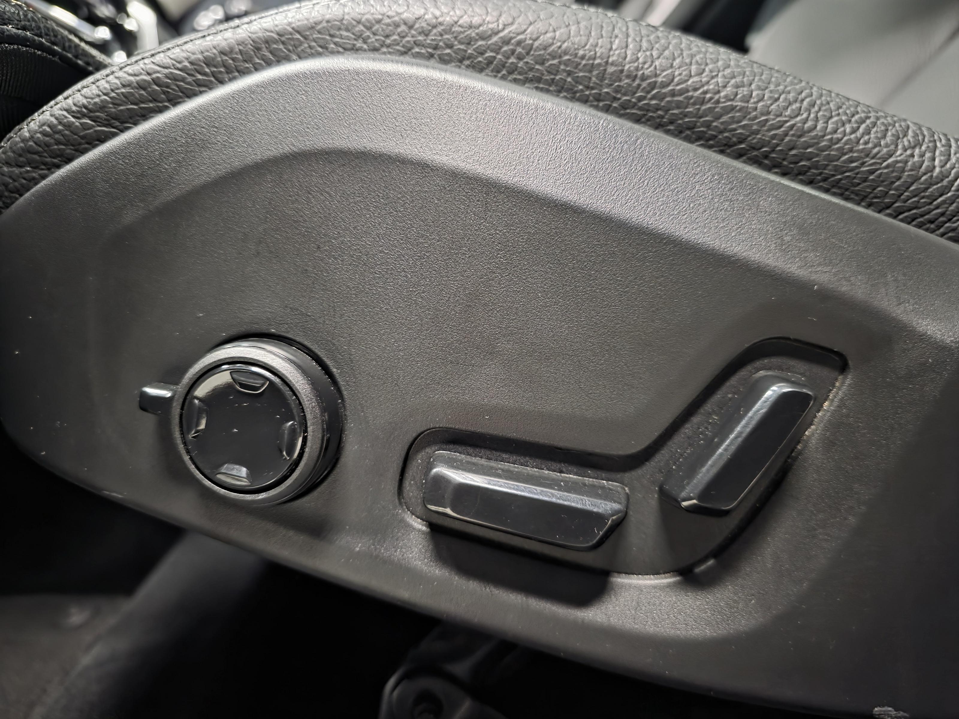 Volvo XC60 14