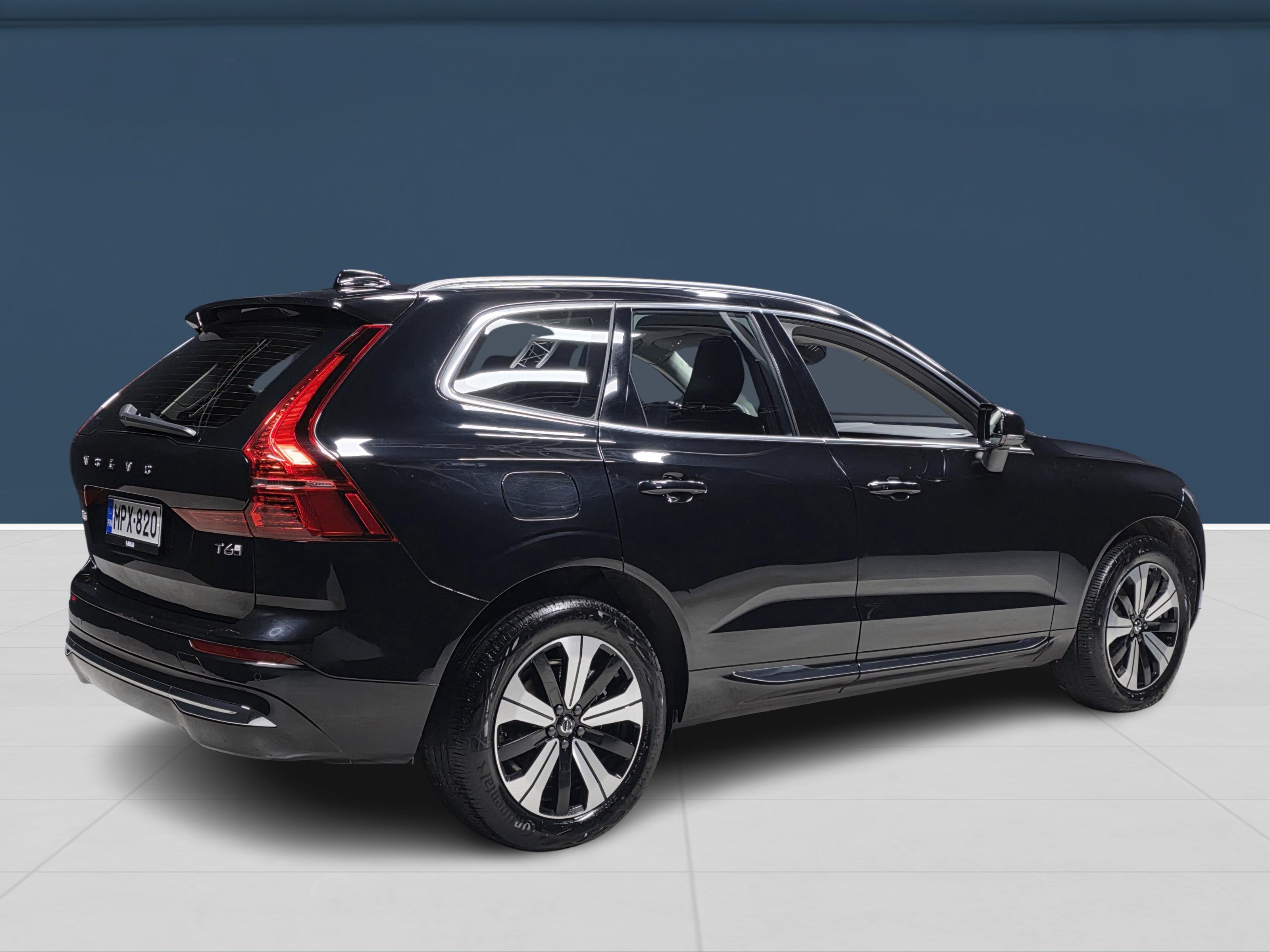 Volvo XC60 4