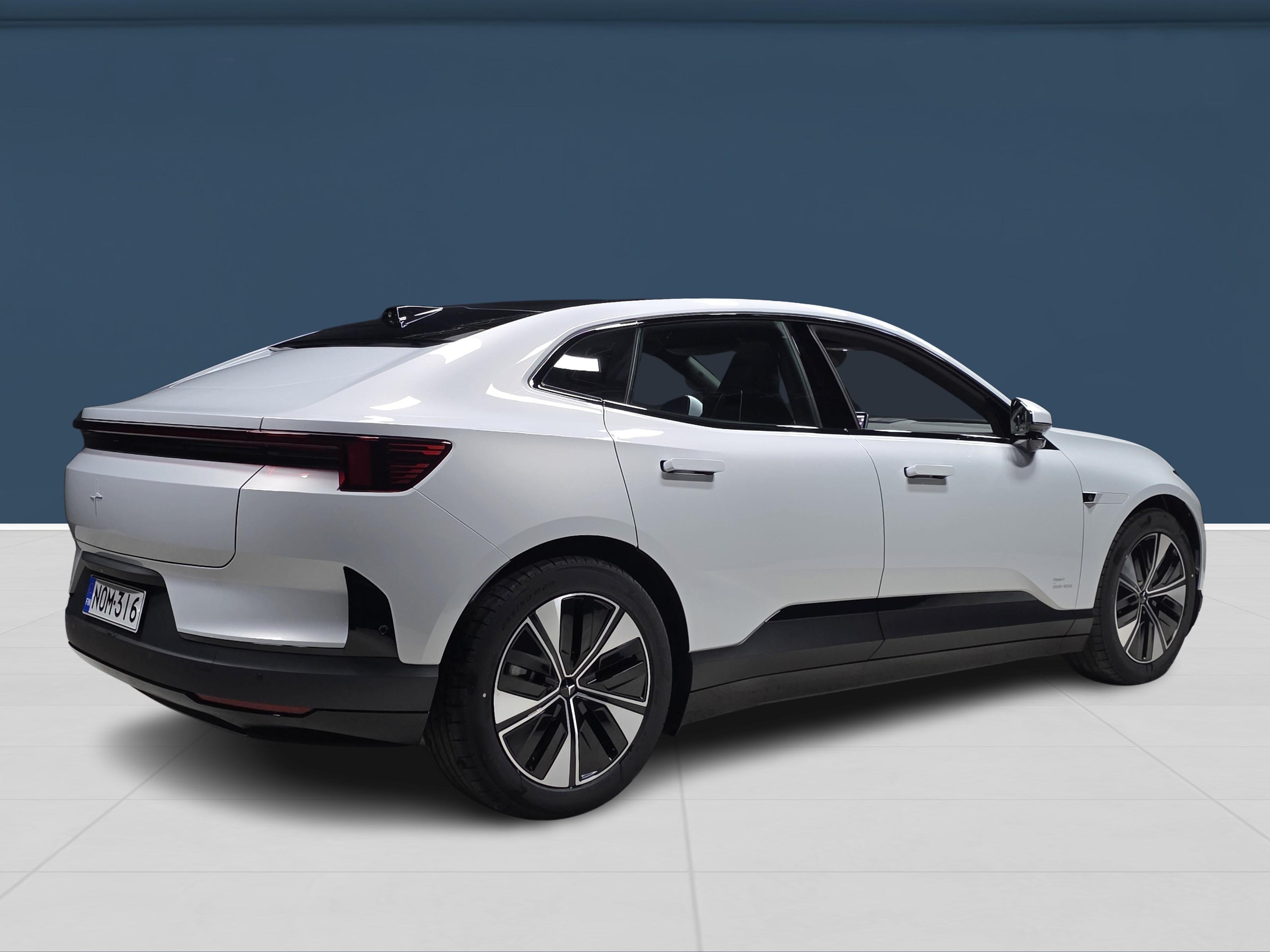 Polestar 4 4
