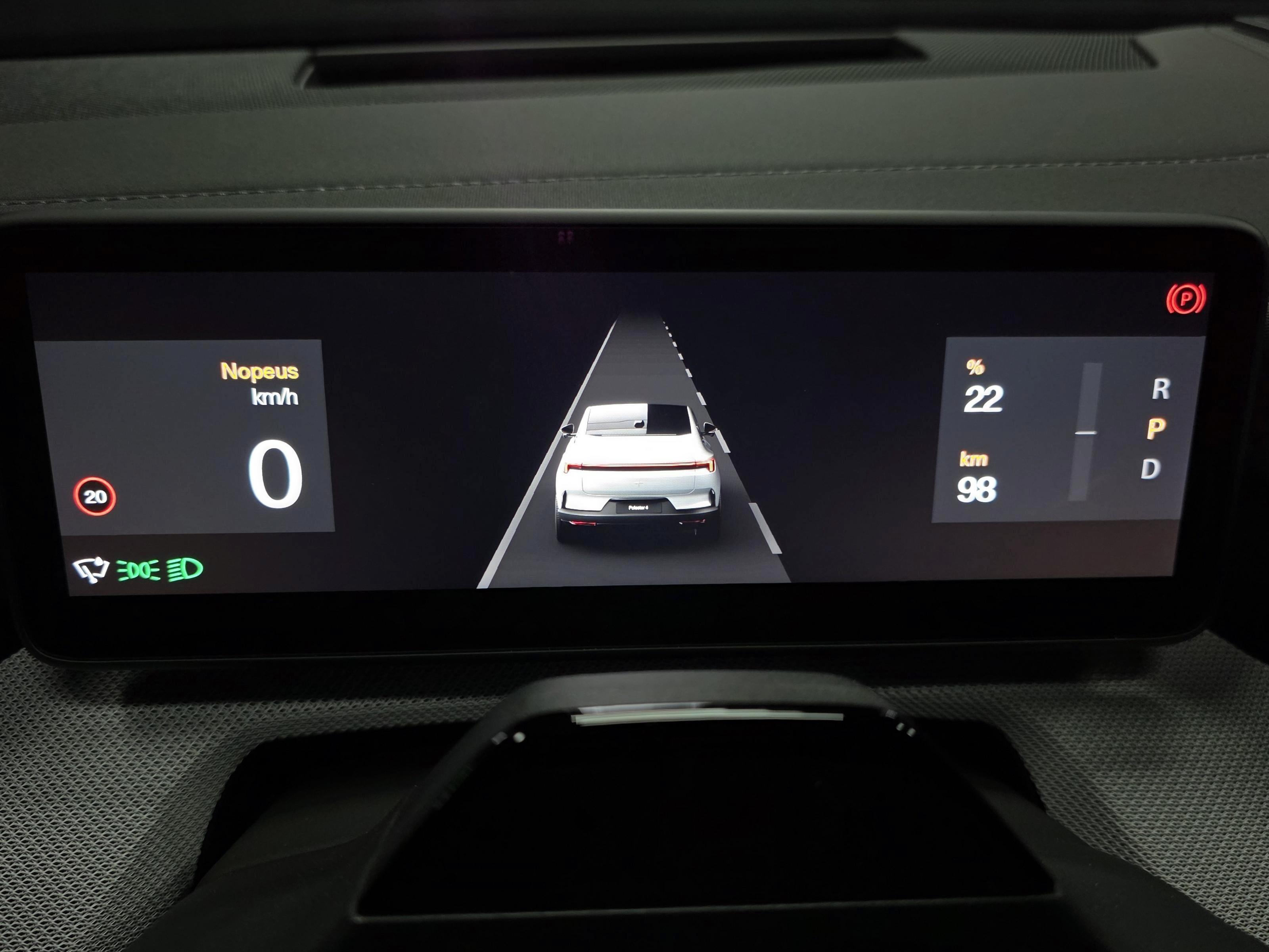Polestar 4 7