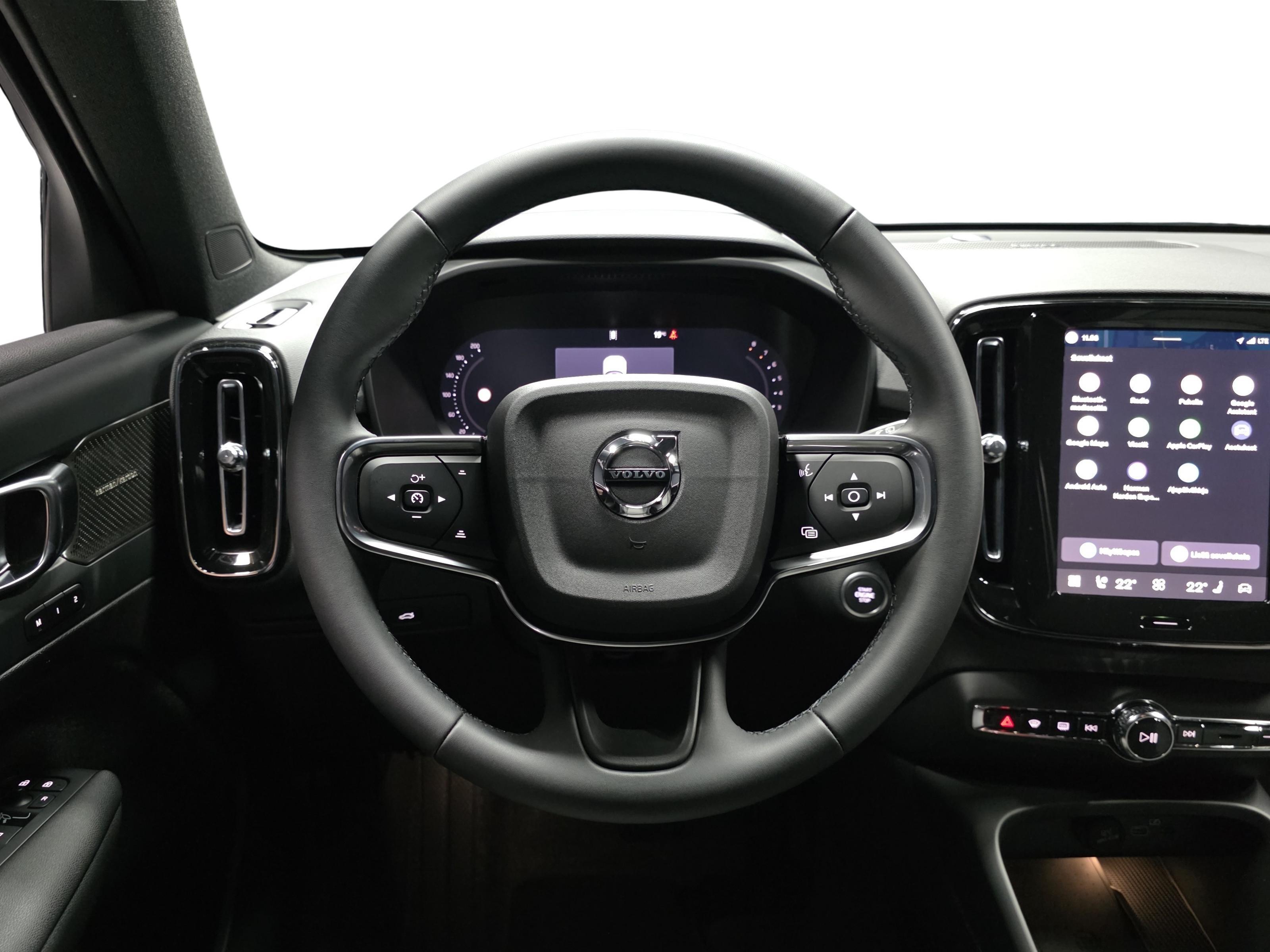 Volvo XC40 10