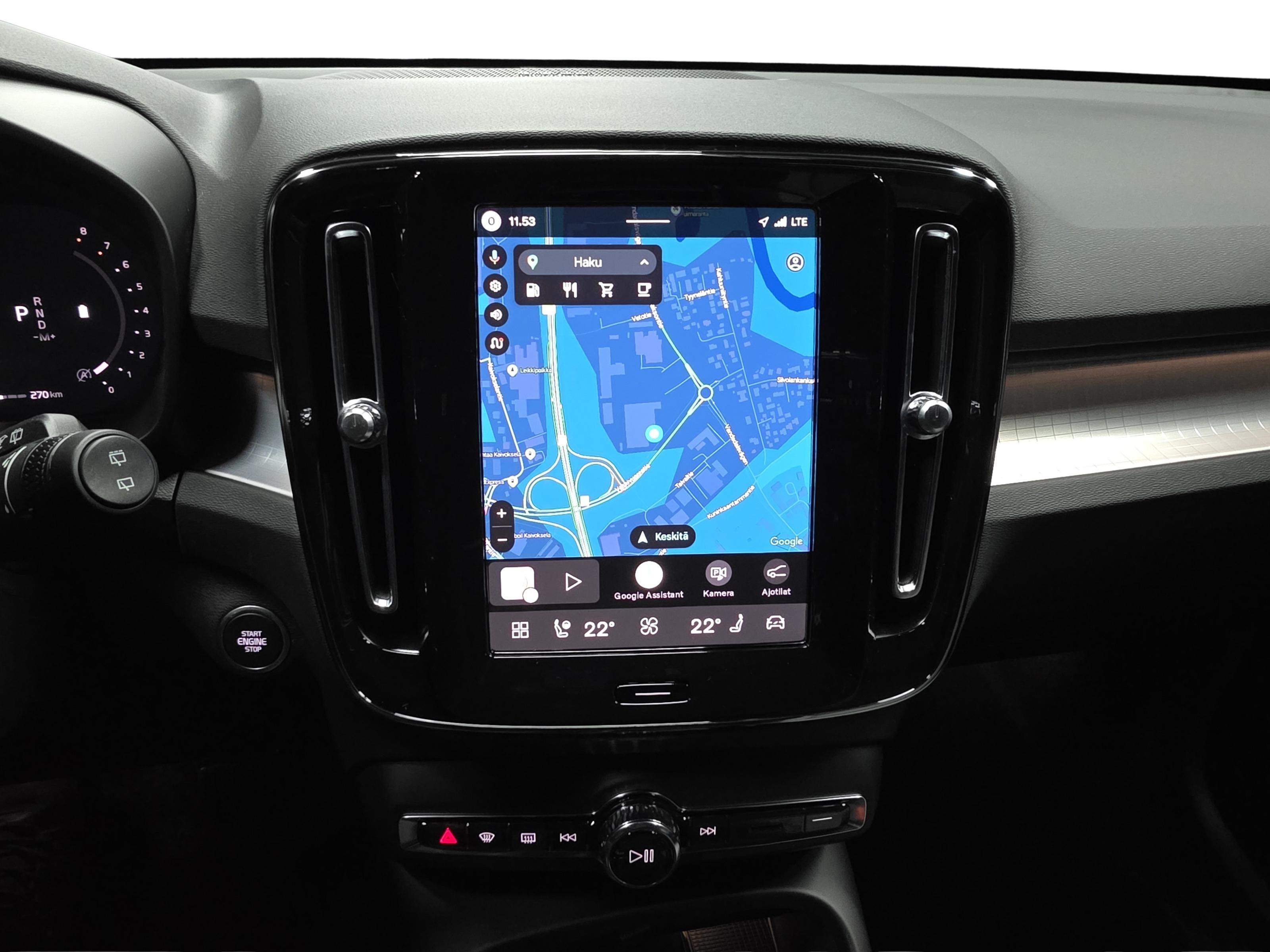 Volvo XC40 12
