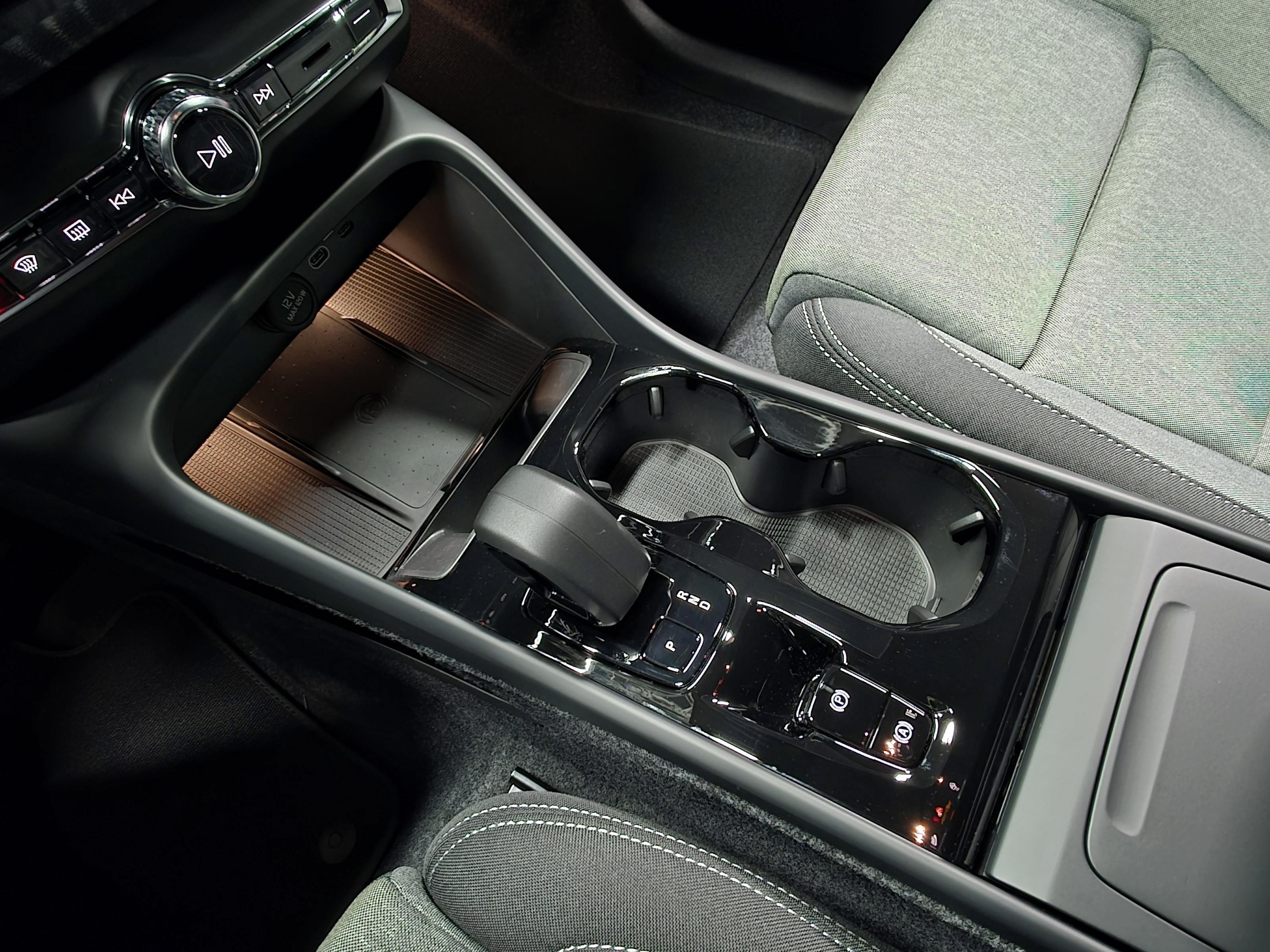 Volvo XC40 14