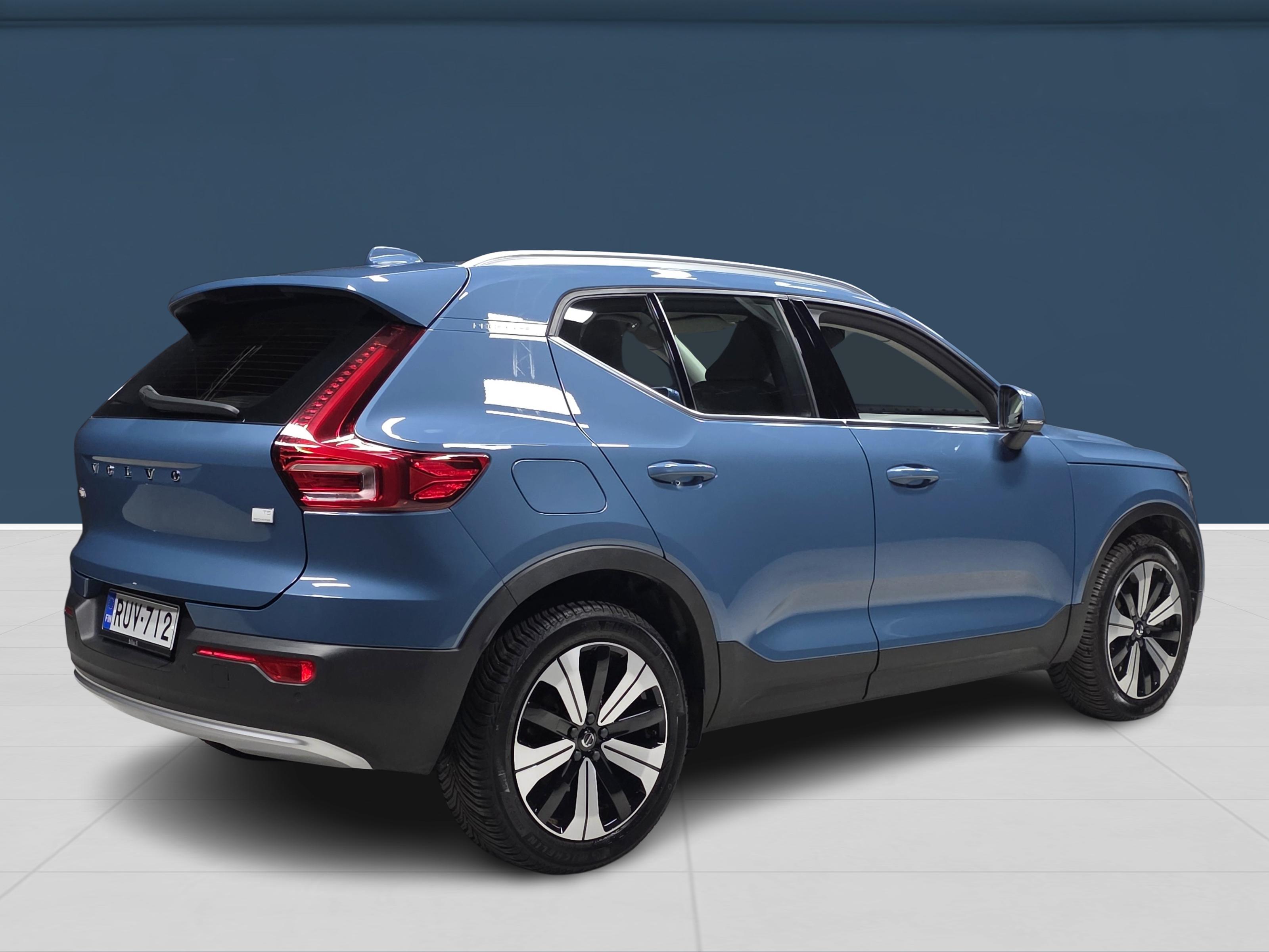 Volvo XC40 4