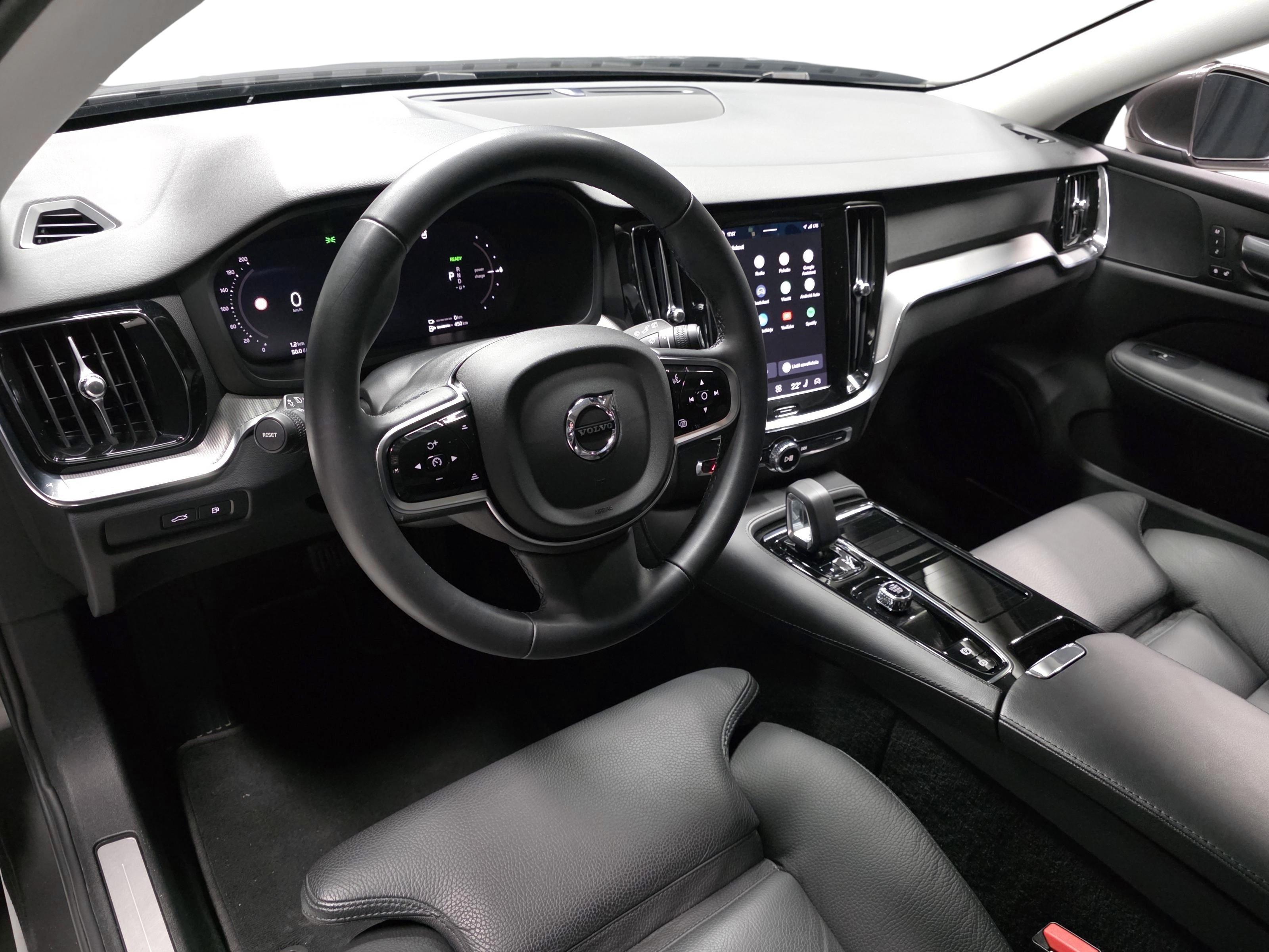 Volvo V60 8