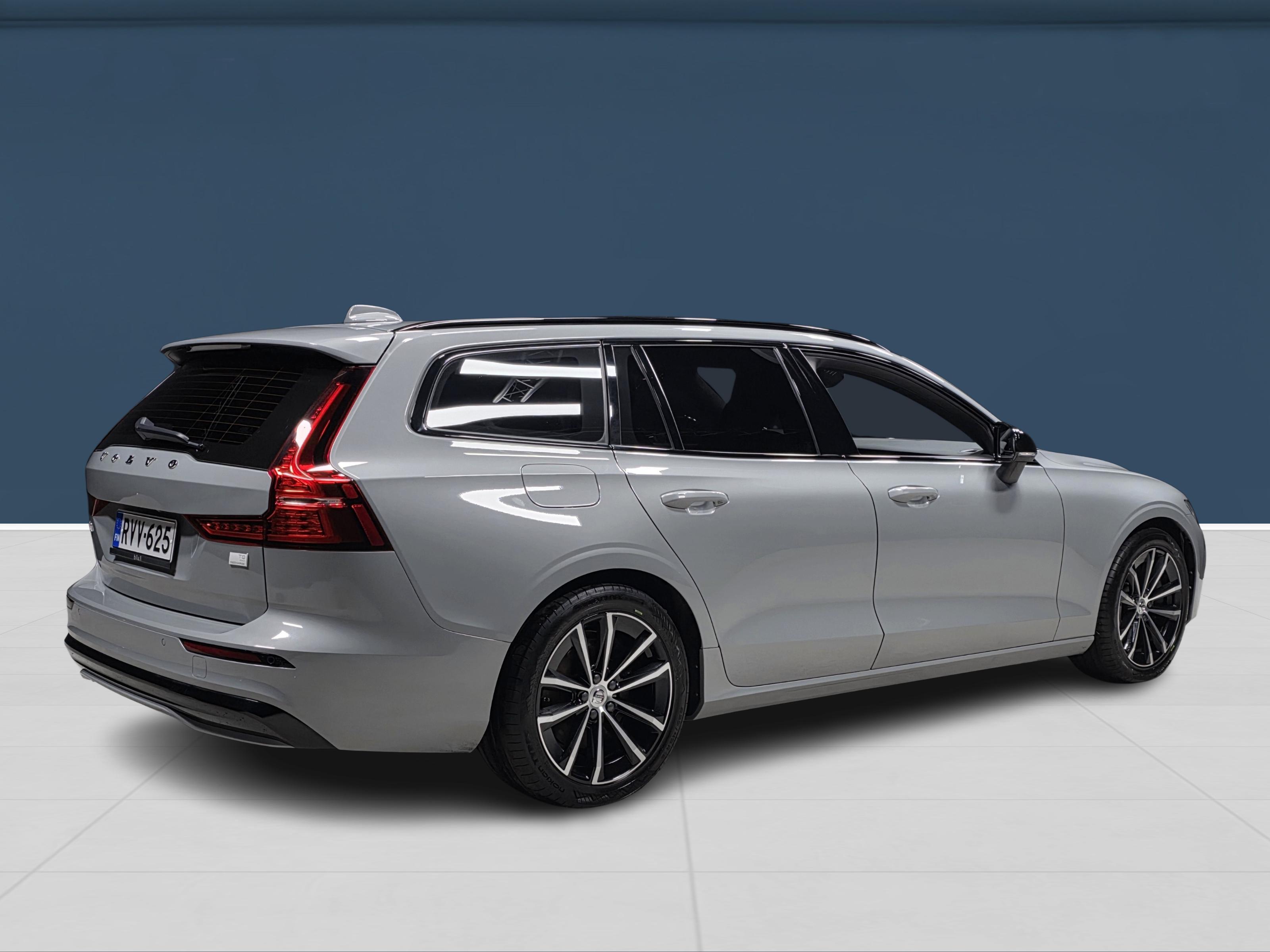 Volvo V60 4