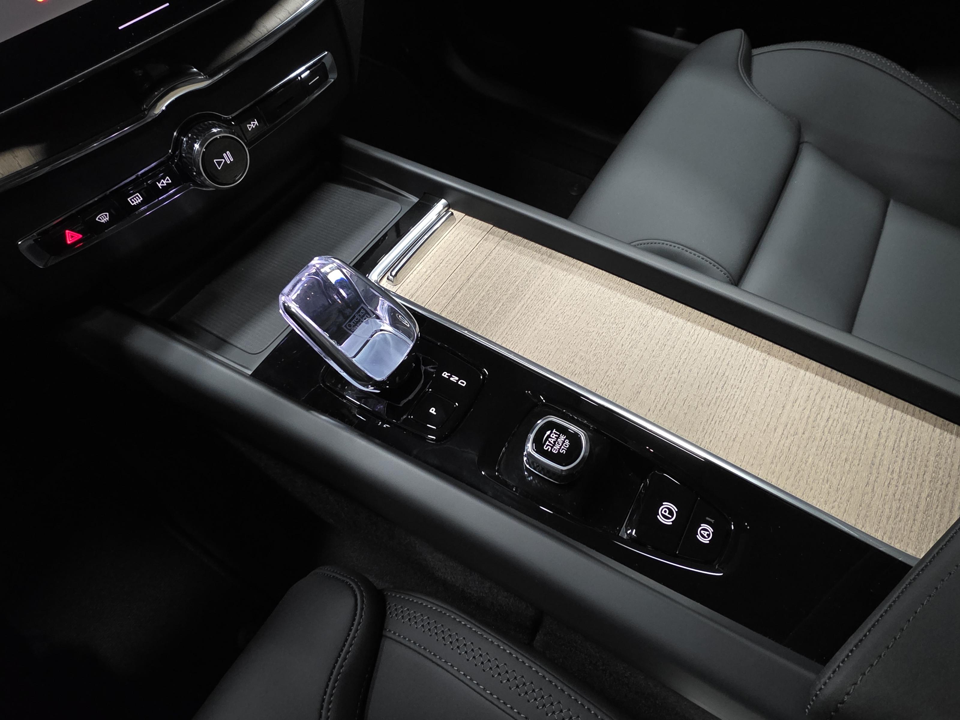 Volvo XC60 13