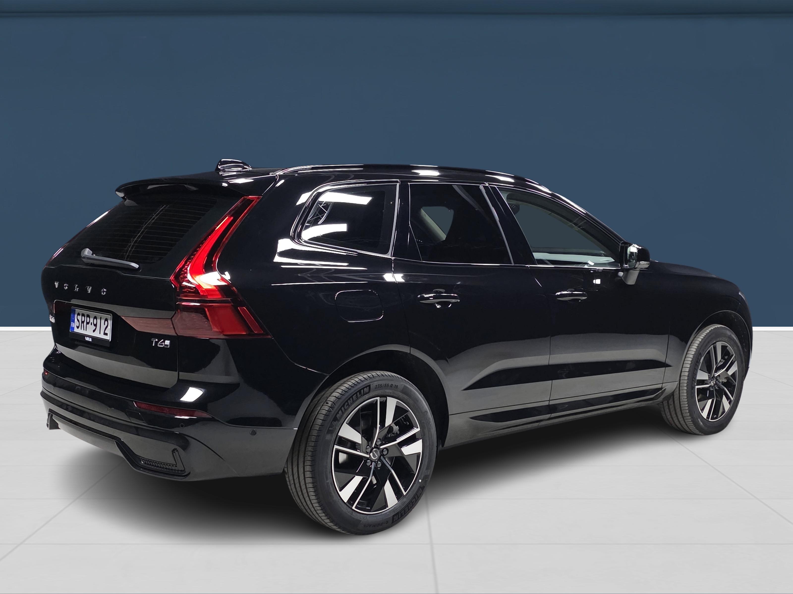 Volvo XC60 4
