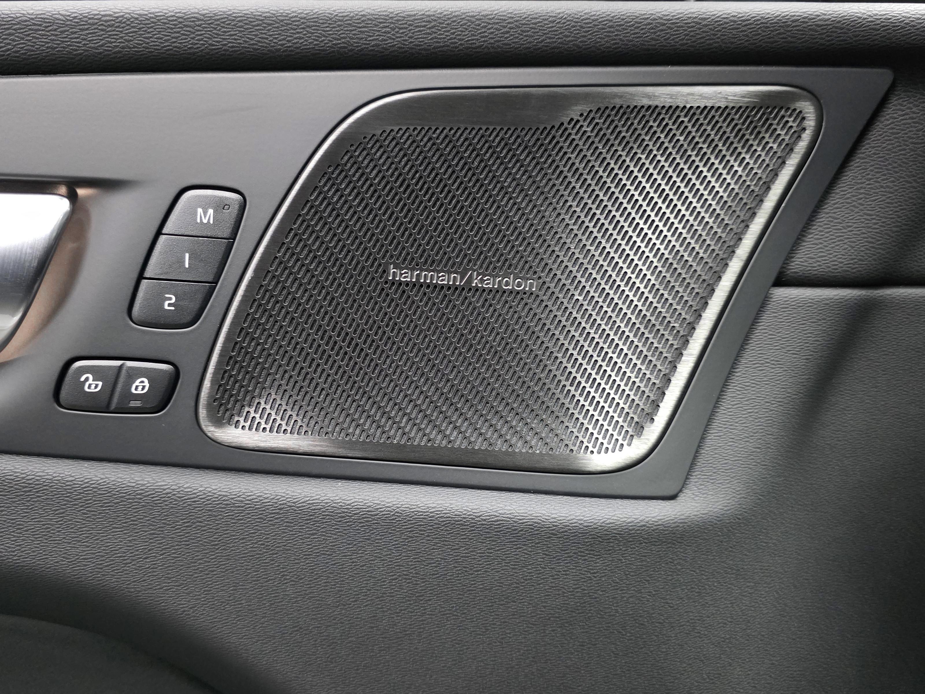 Volvo XC60 14