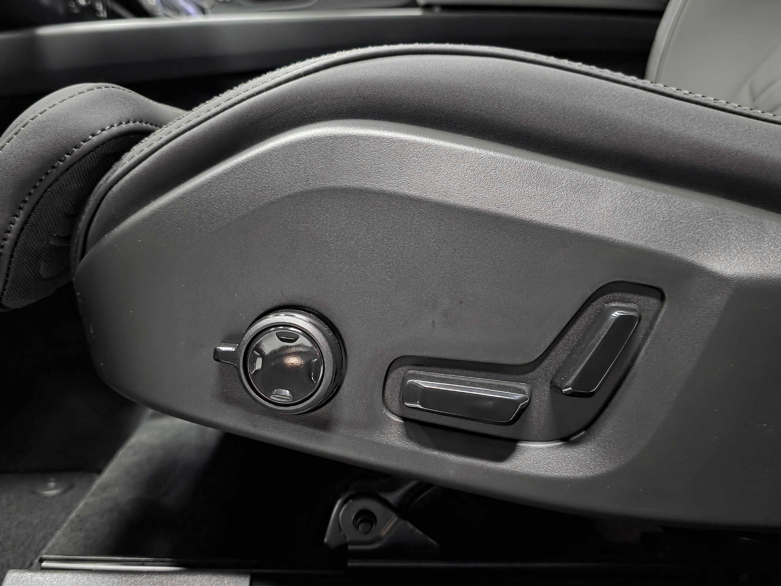 Volvo XC60 15