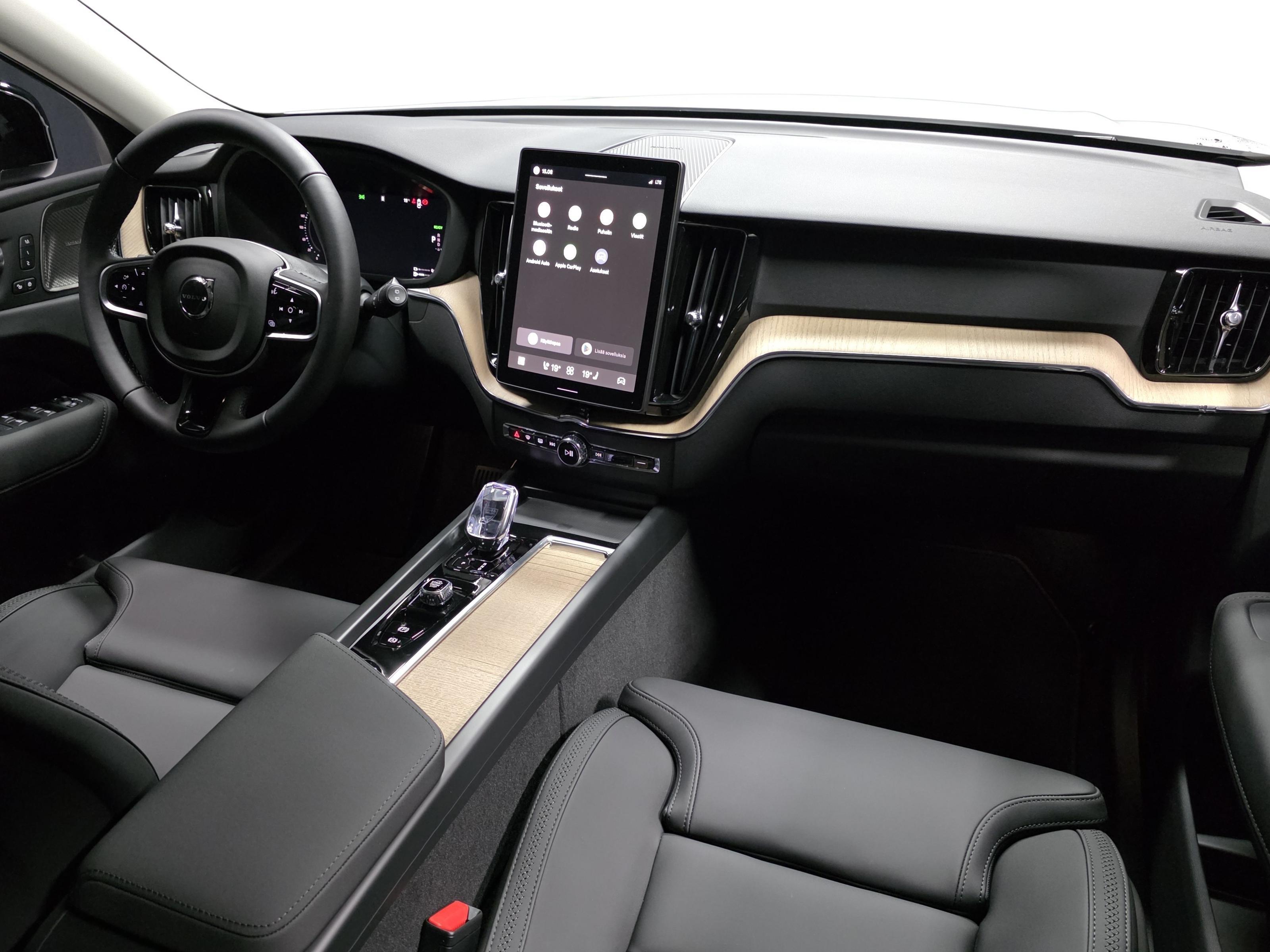 Volvo XC60 16