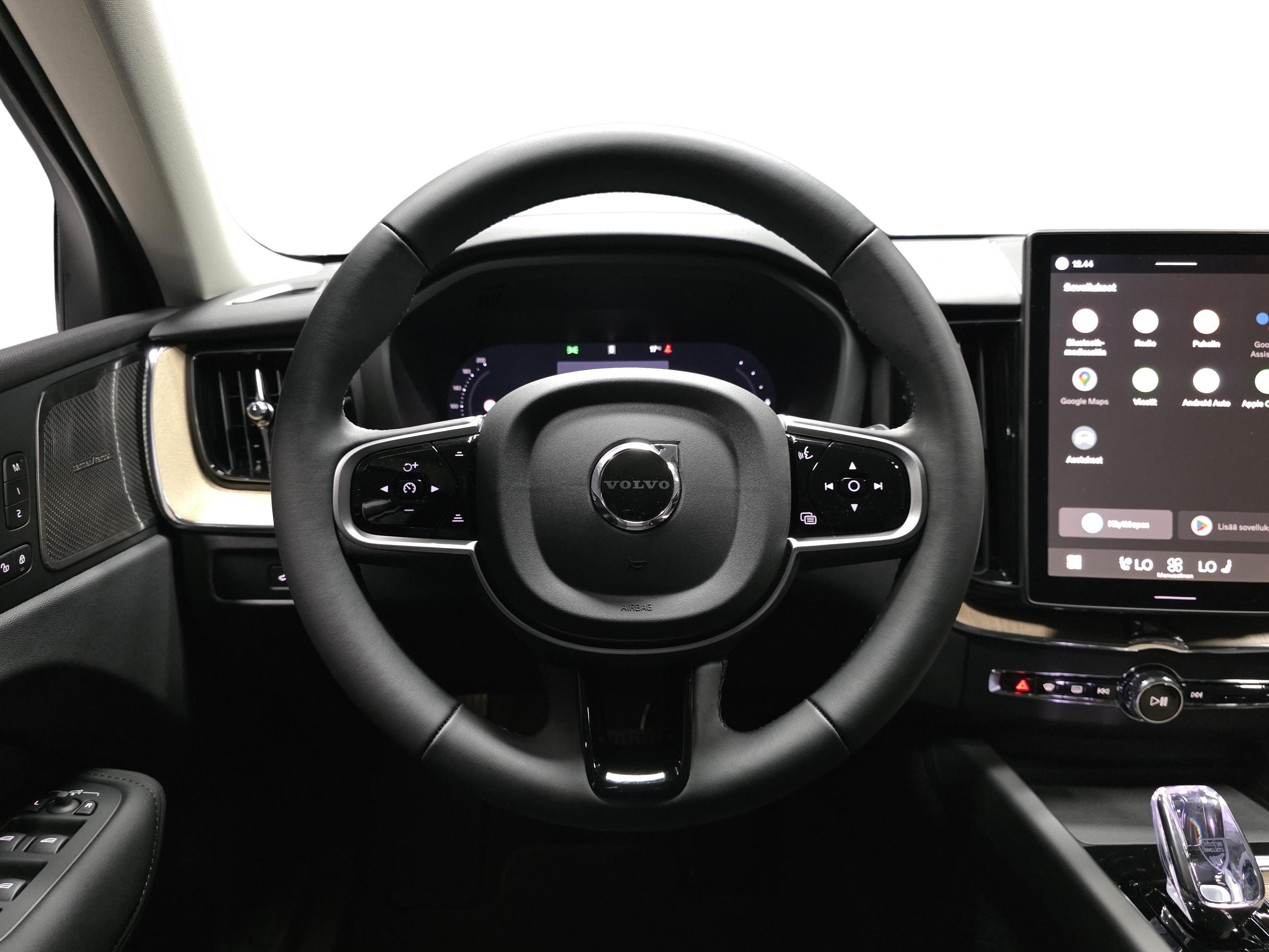 Volvo XC60 10
