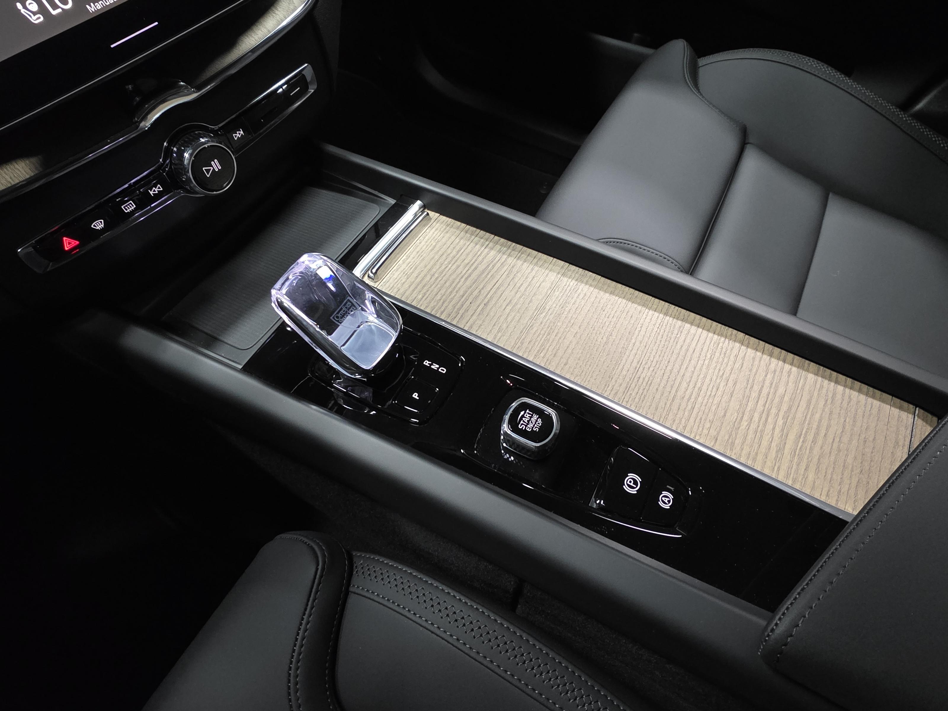 Volvo XC60 13