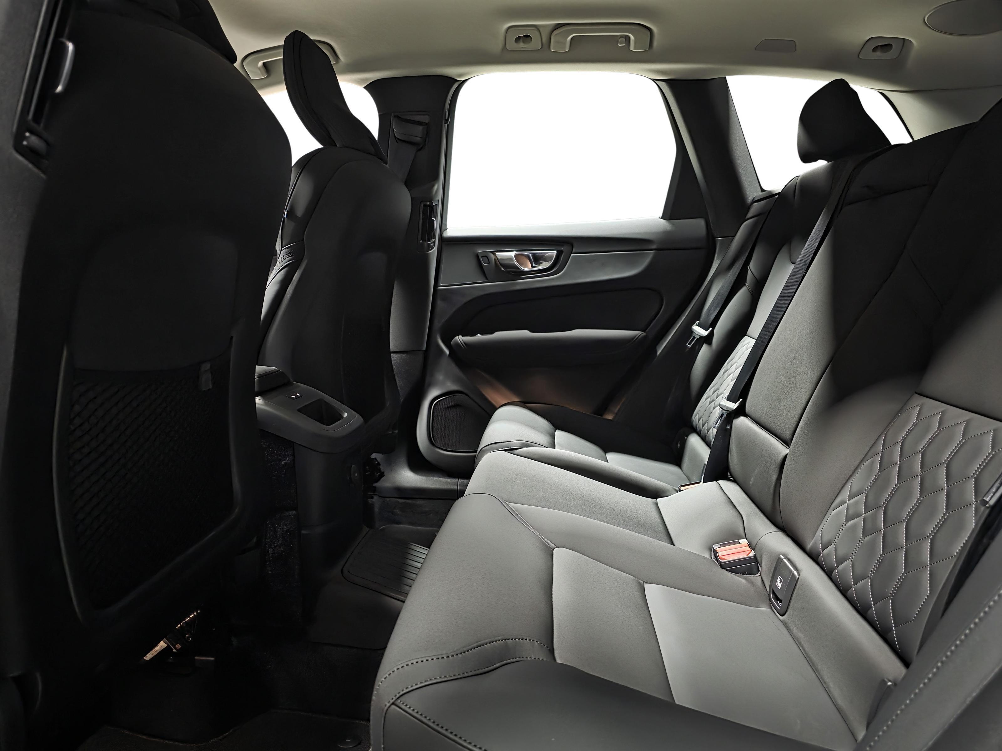Volvo XC60 9