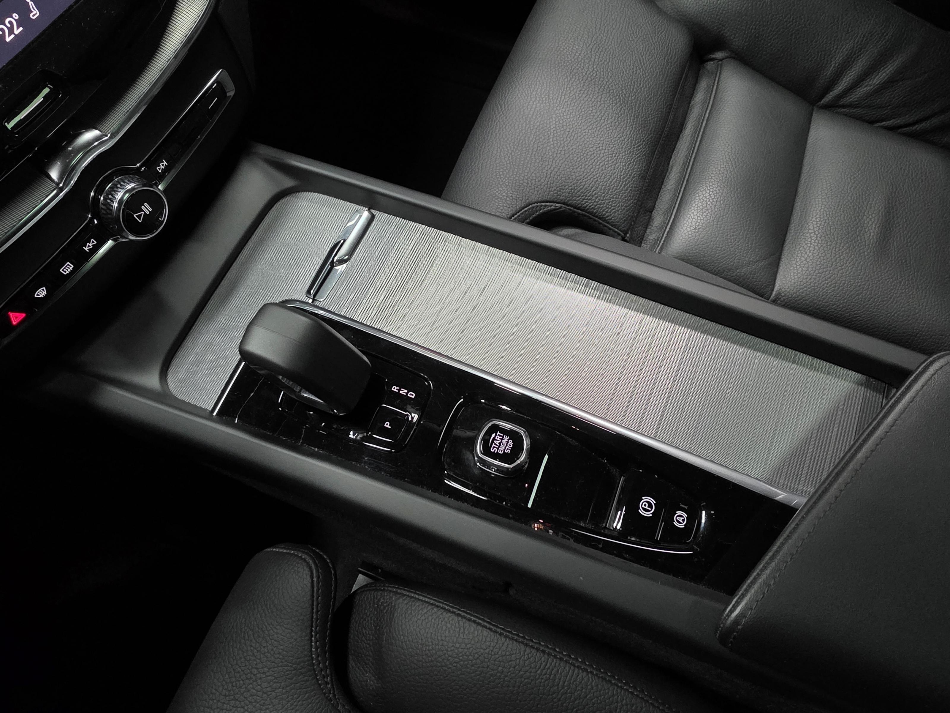 Volvo XC60 13