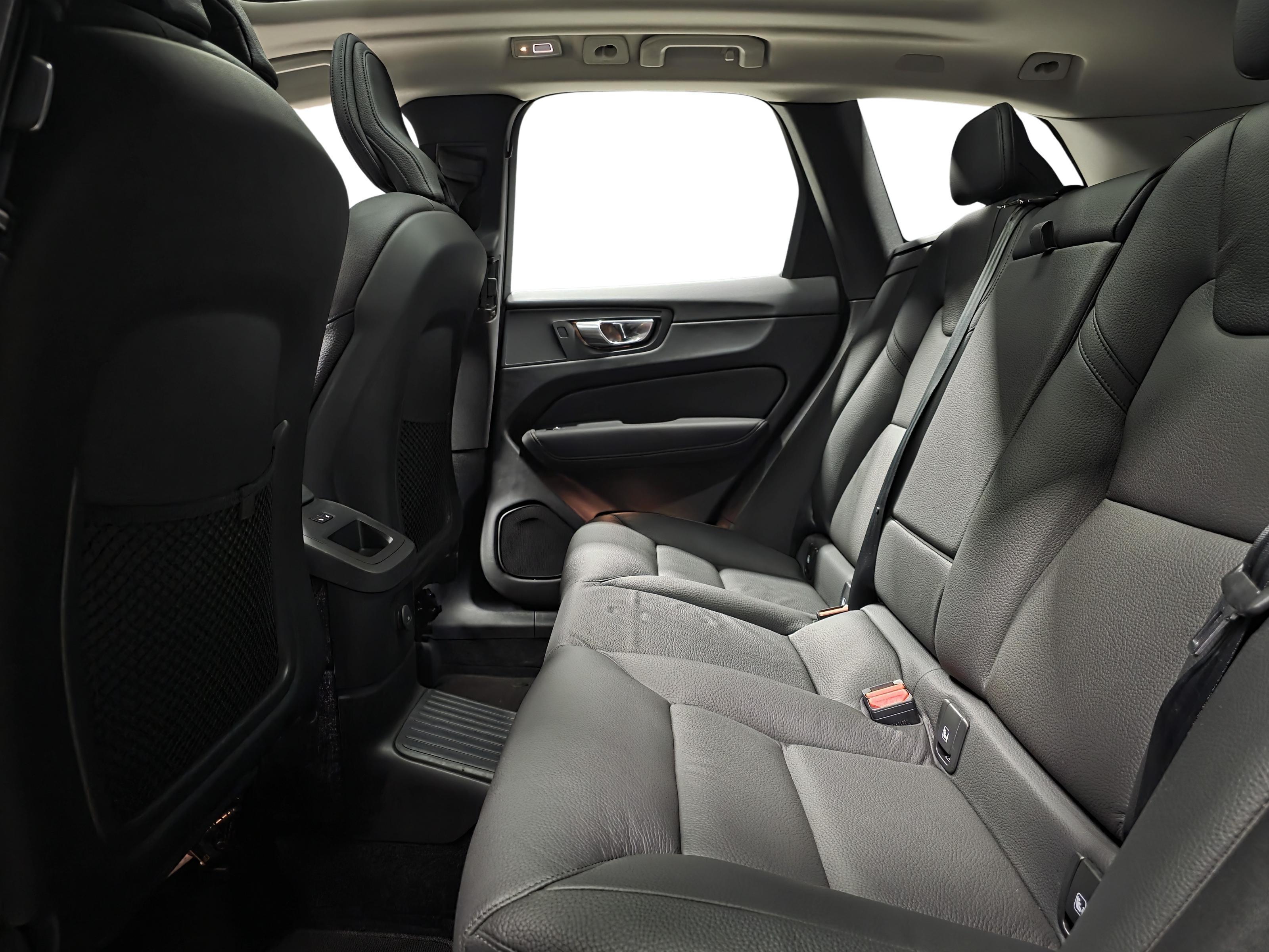 Volvo XC60 9