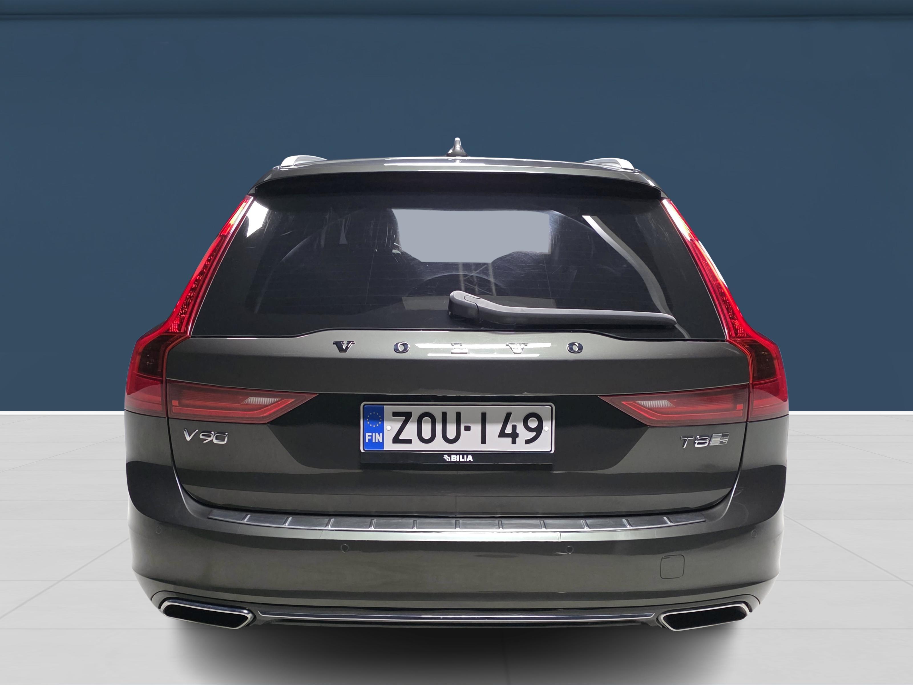 Volvo V90 5