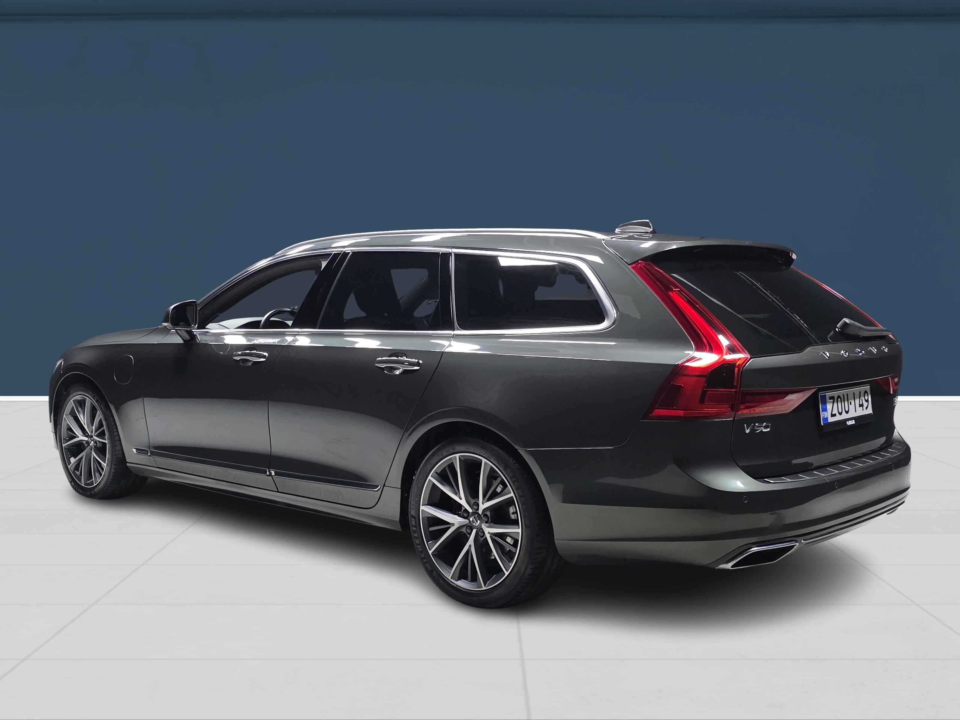 Volvo V90 6