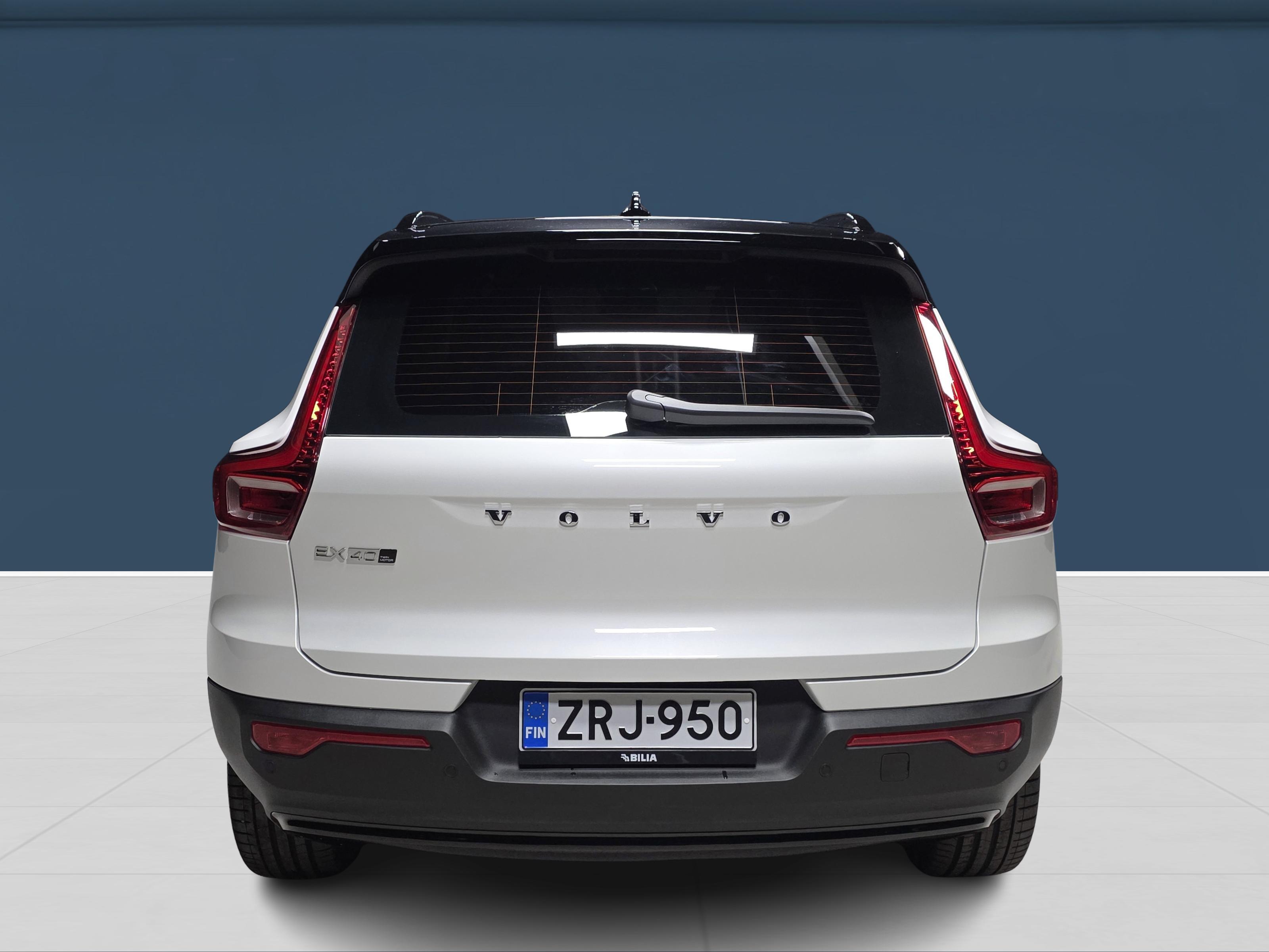 Volvo EX40 5