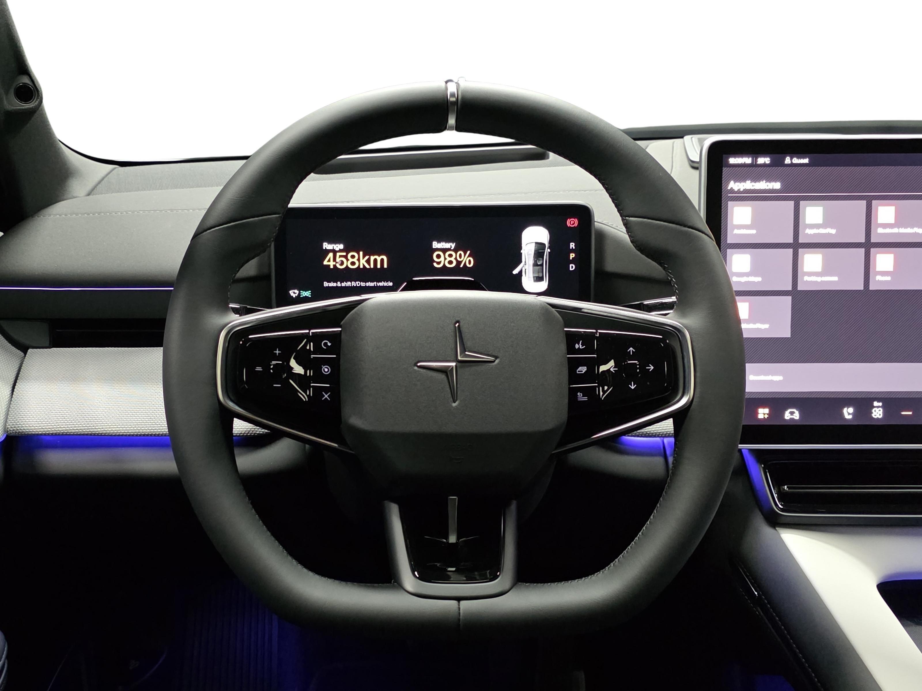 Polestar 4 10